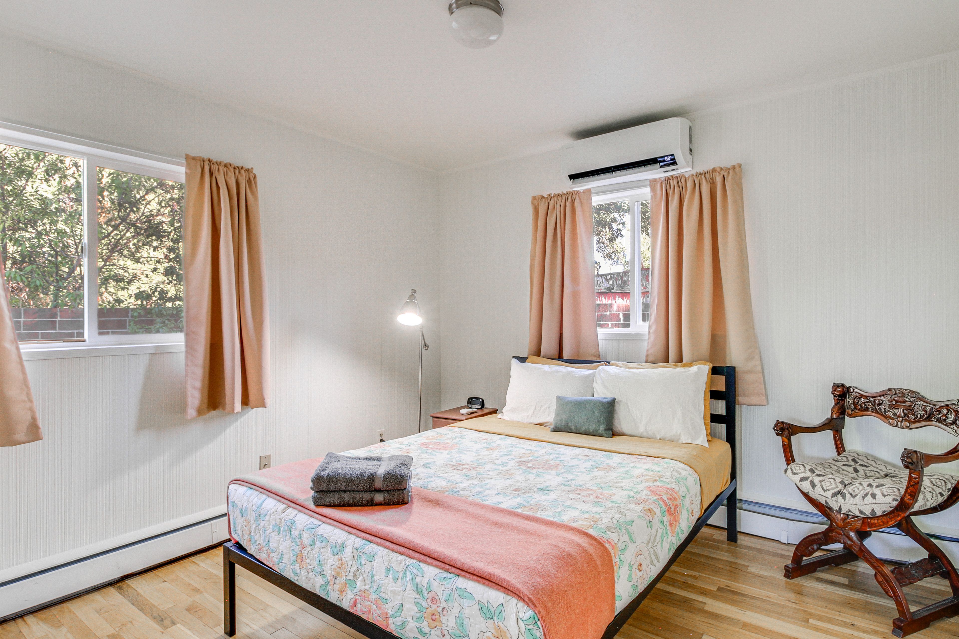 Bedroom 2 | Queen Bed