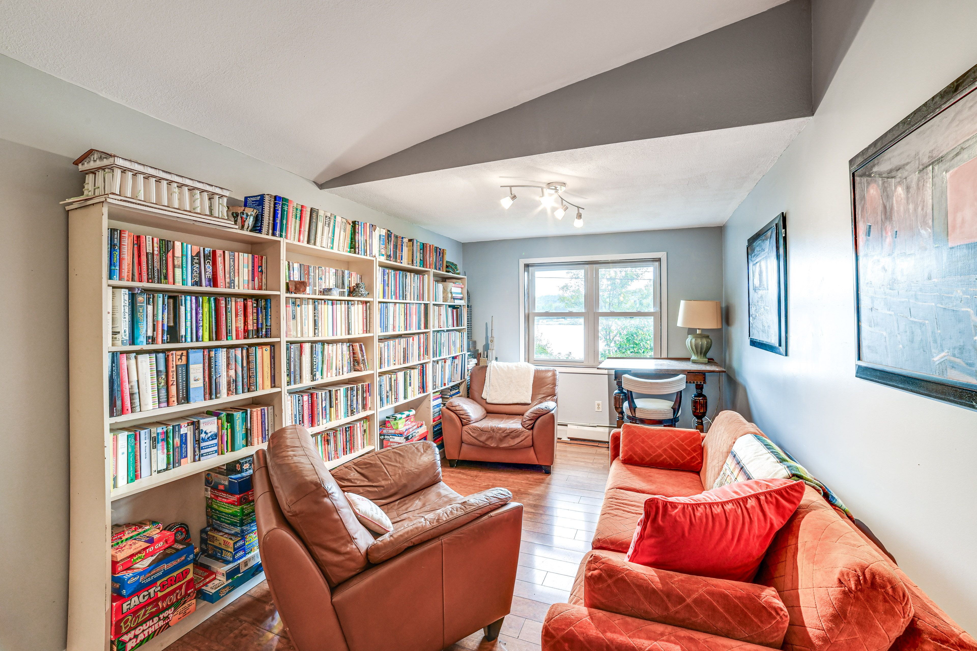 Library | Board Games | Free WiFi | Central Heating | Portable Fans