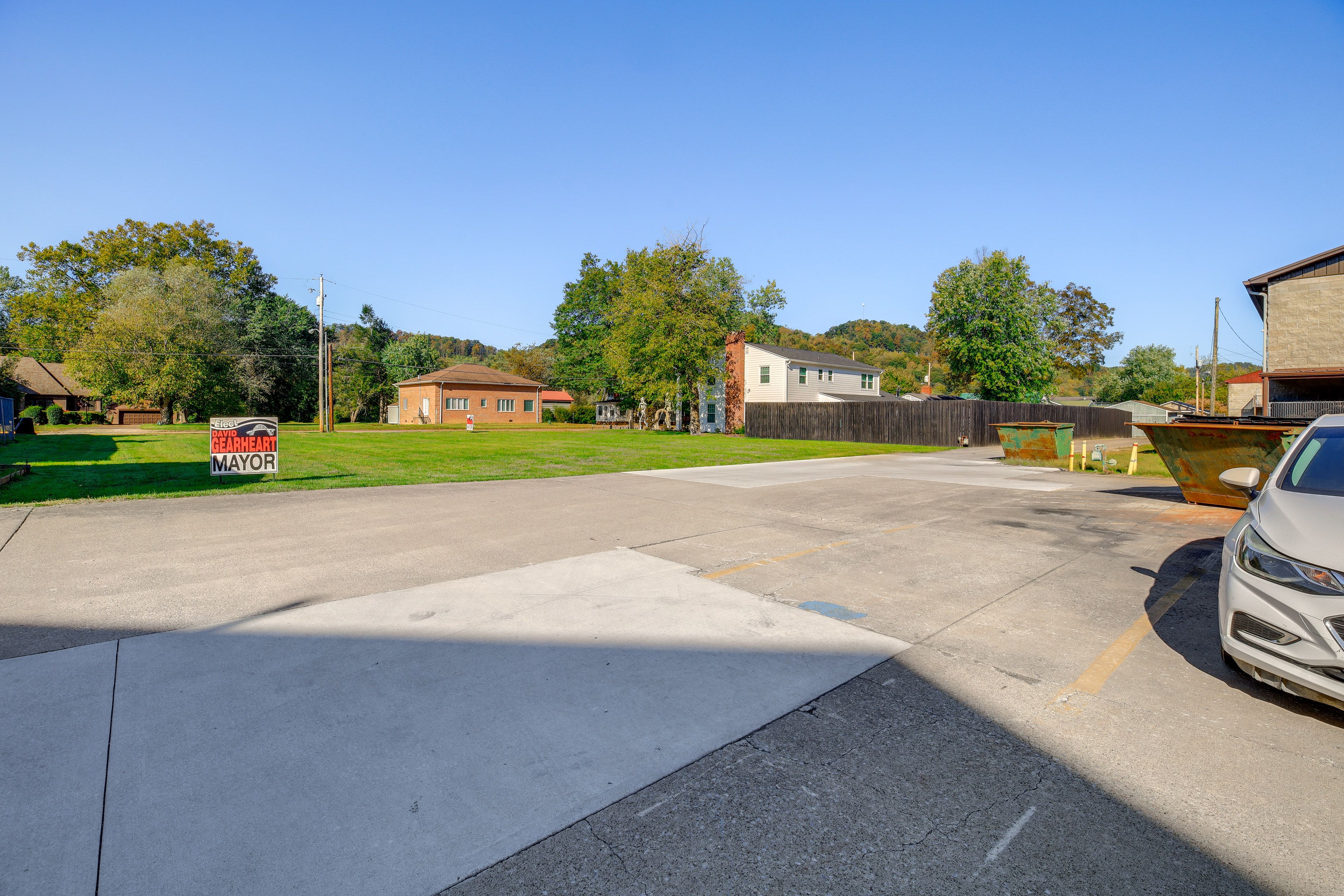 Exterior | No Lawn Available