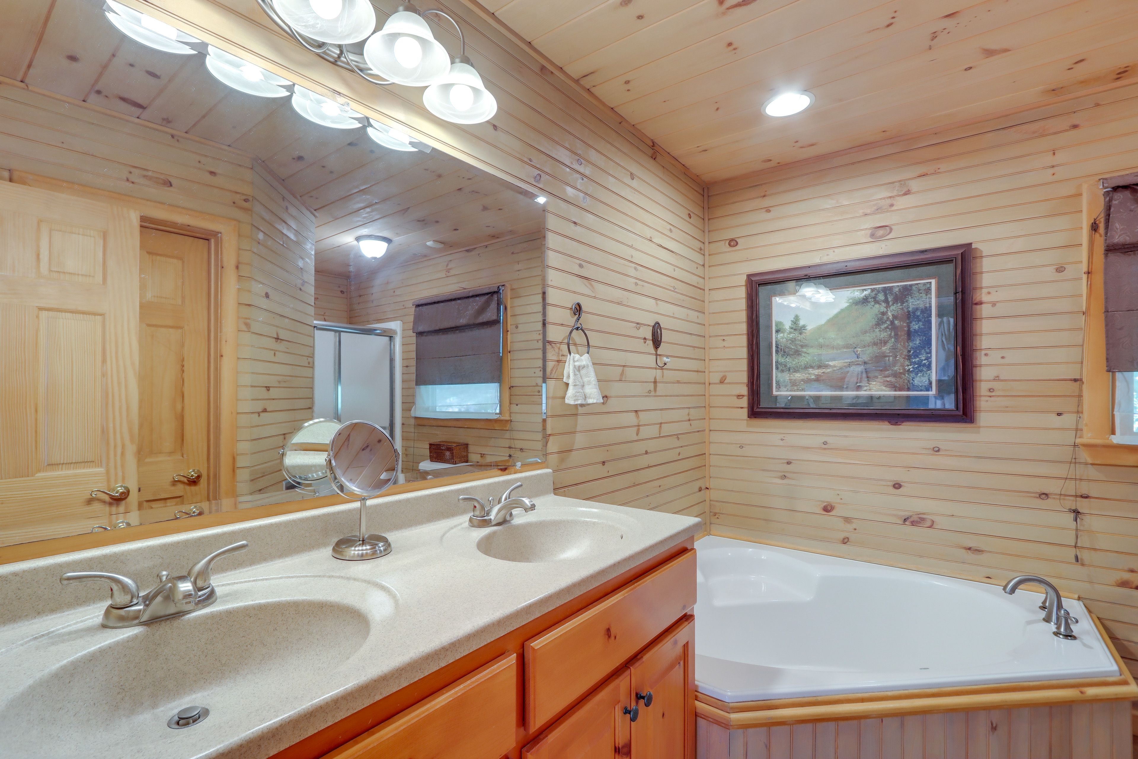 En-Suite Bathroom | Shower | Main Level