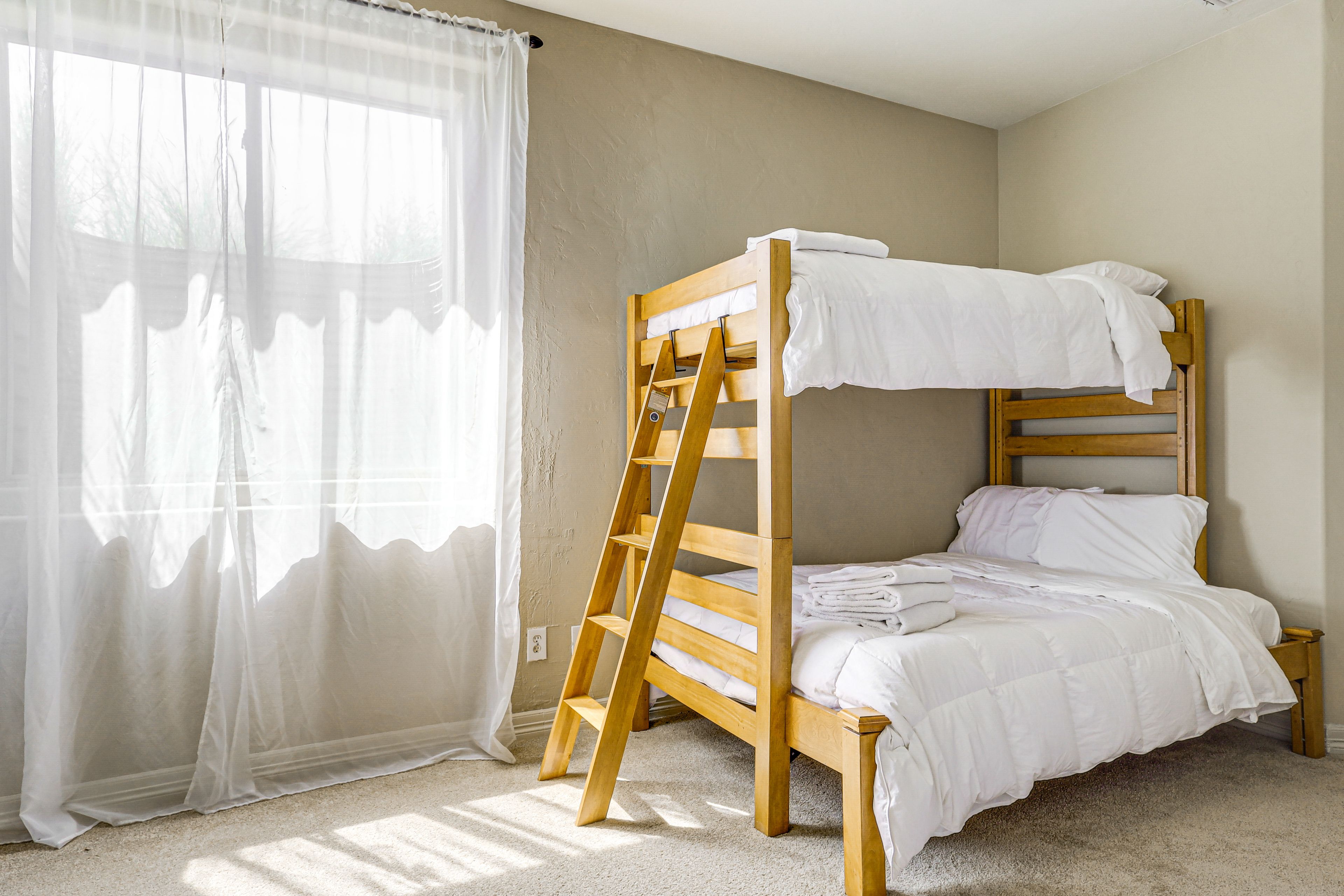 Bedroom 5 | Twin/Full Bunk Bed | Twin Bunk Bed | 2nd Floor