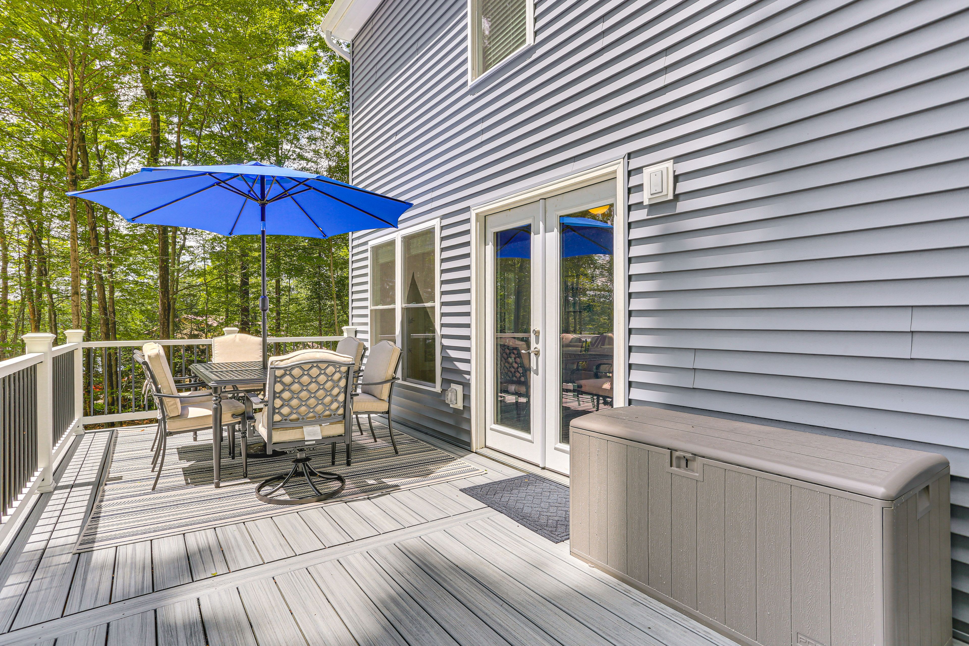 Private Deck | Gas Grill