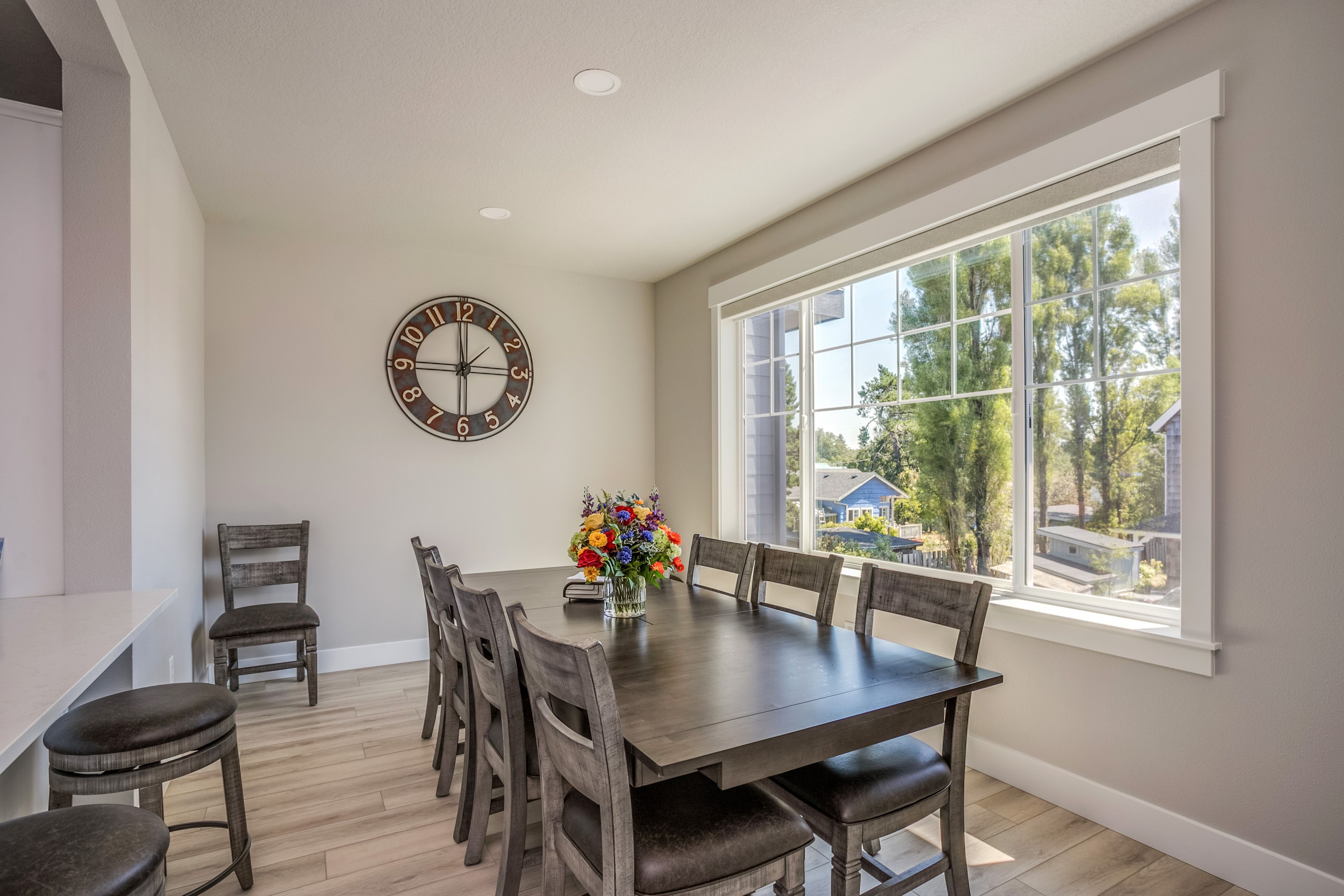Dining Area | 2nd Floor | Dishware & Flatware Provided