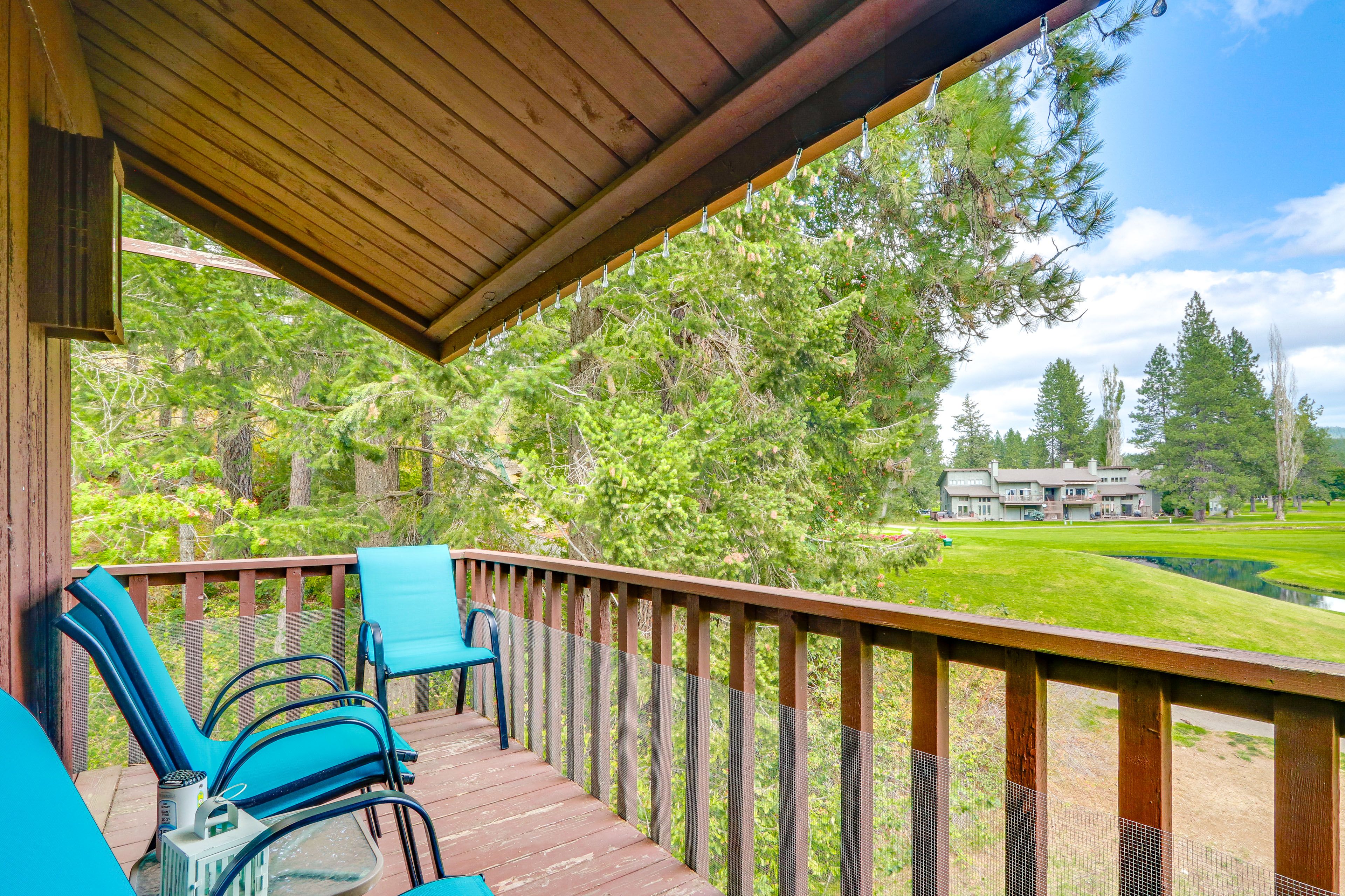 Balcony | Golf Course Views