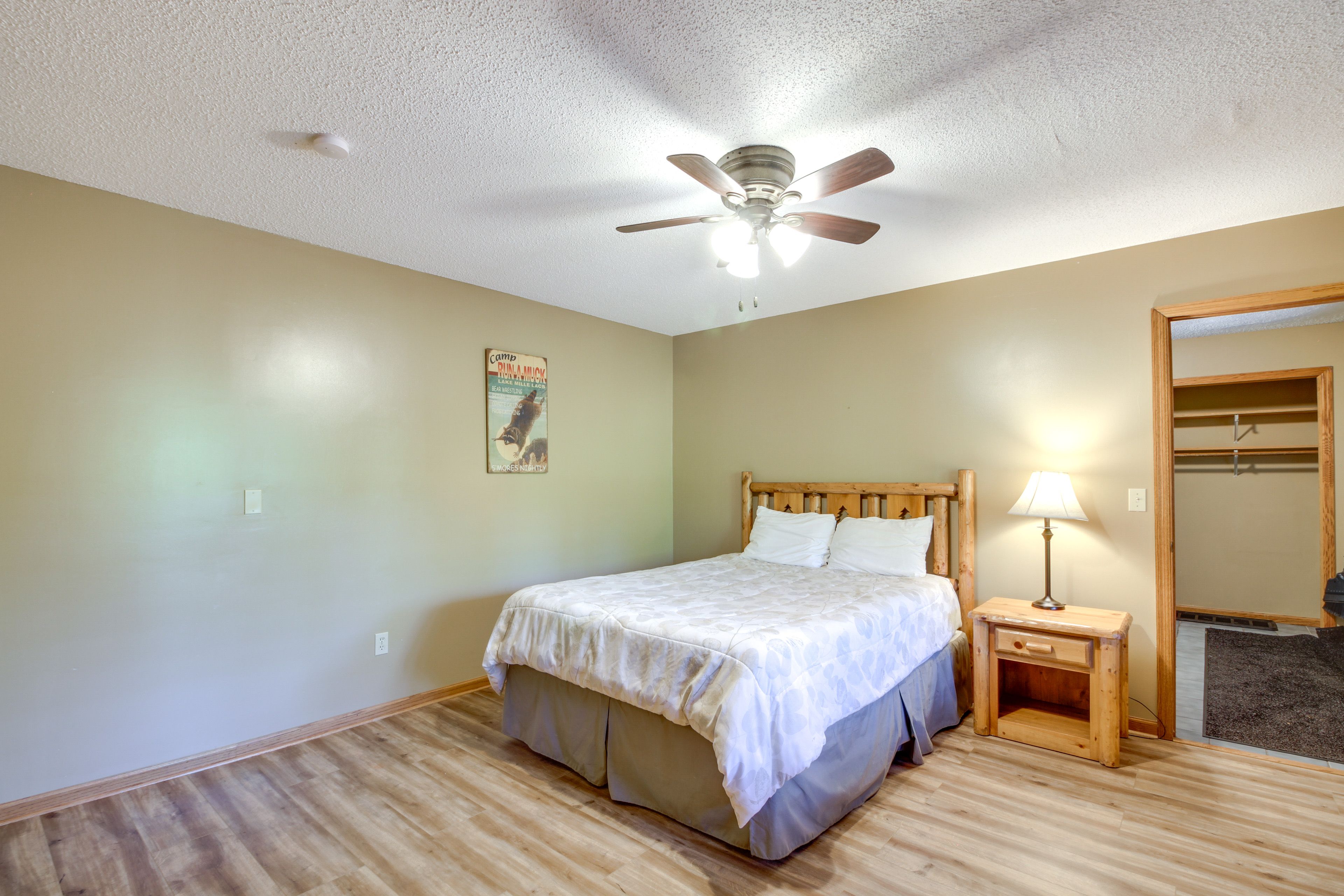 Bedroom 6 | Queen Bed | 2nd Floor