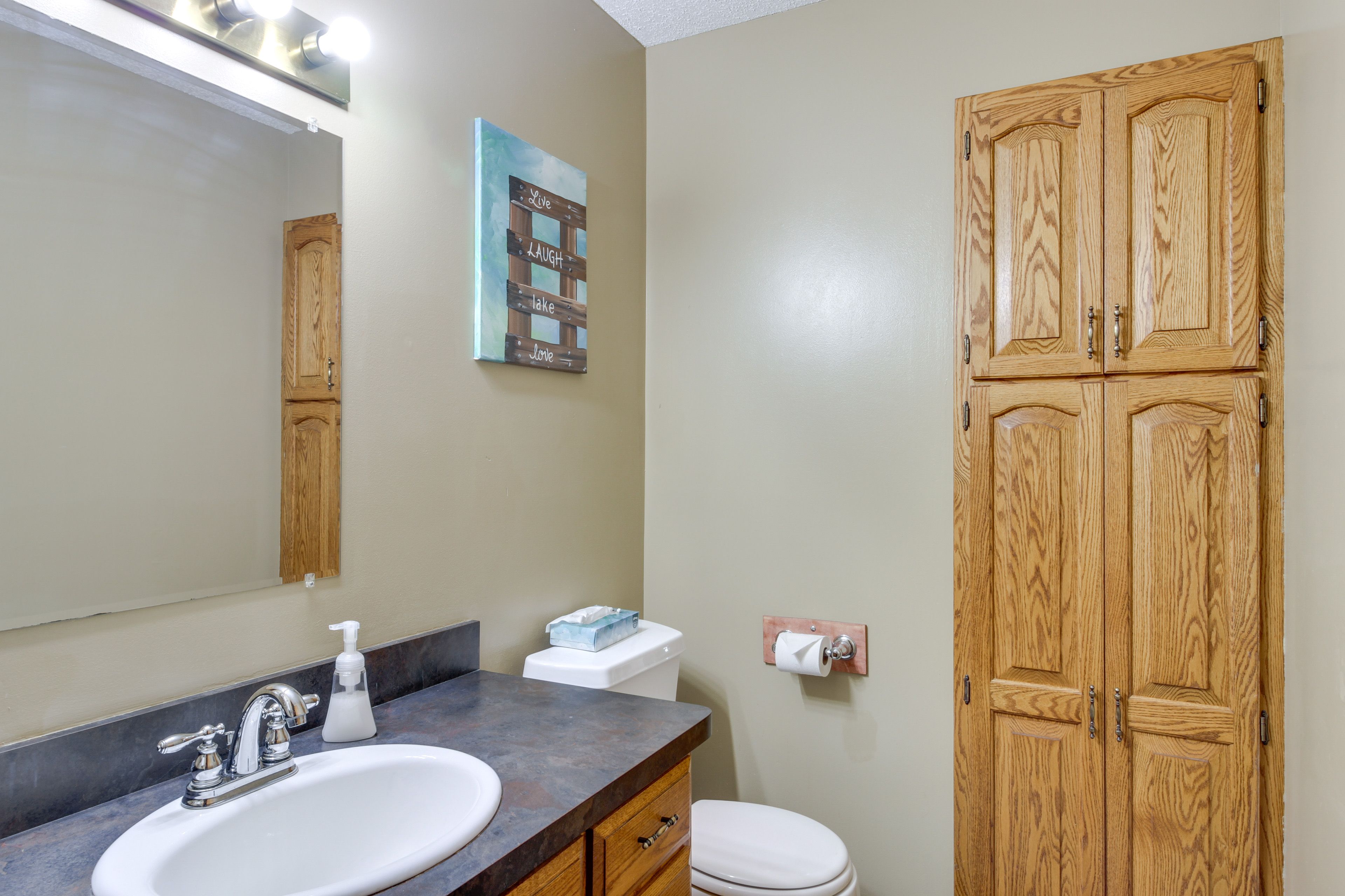 Half Bath | 1st Floor