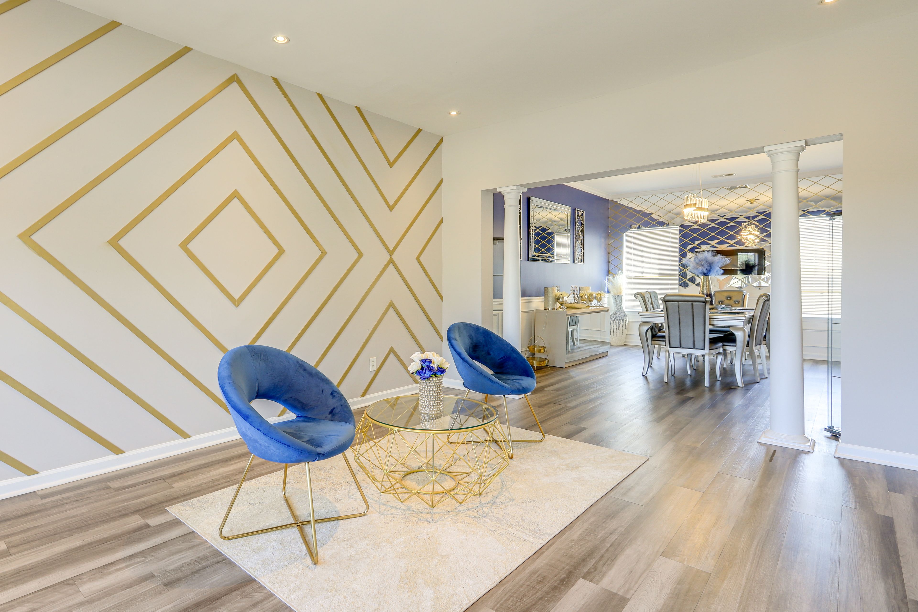 Sitting Room | 1st Floor