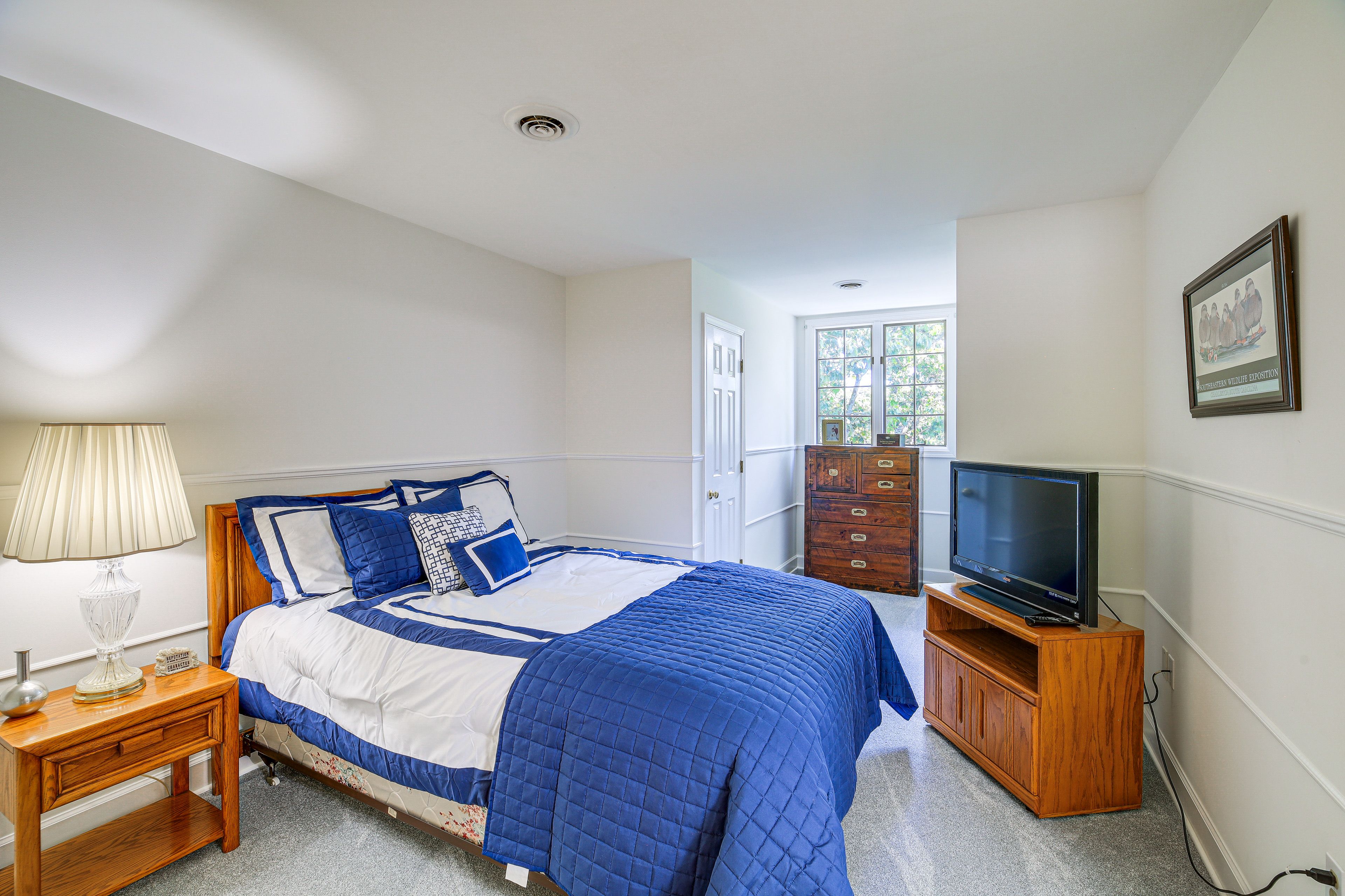 Bedroom 2 | Queen Bed | 2nd Floor