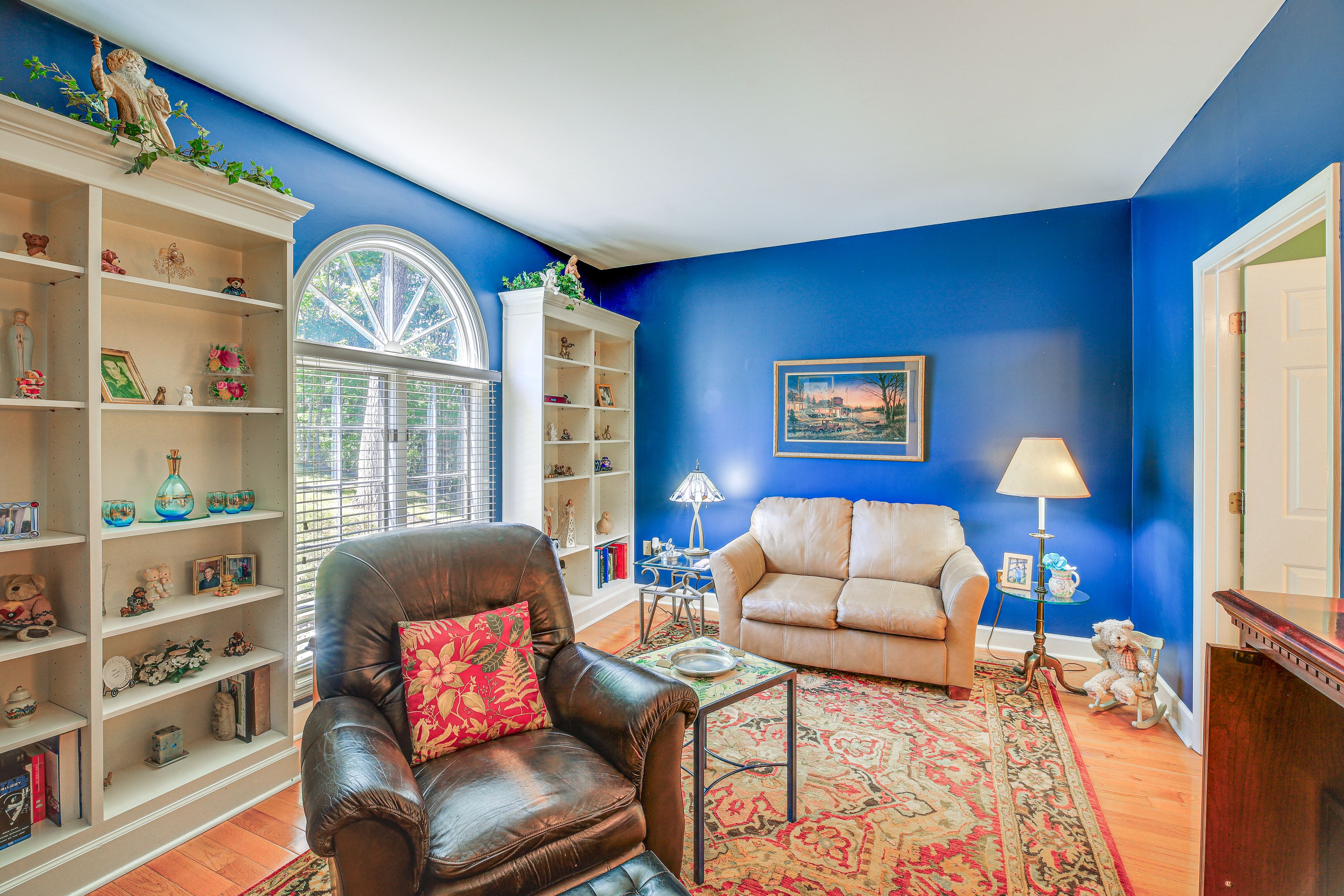 Sitting Room | Smart TV | 1st Floor