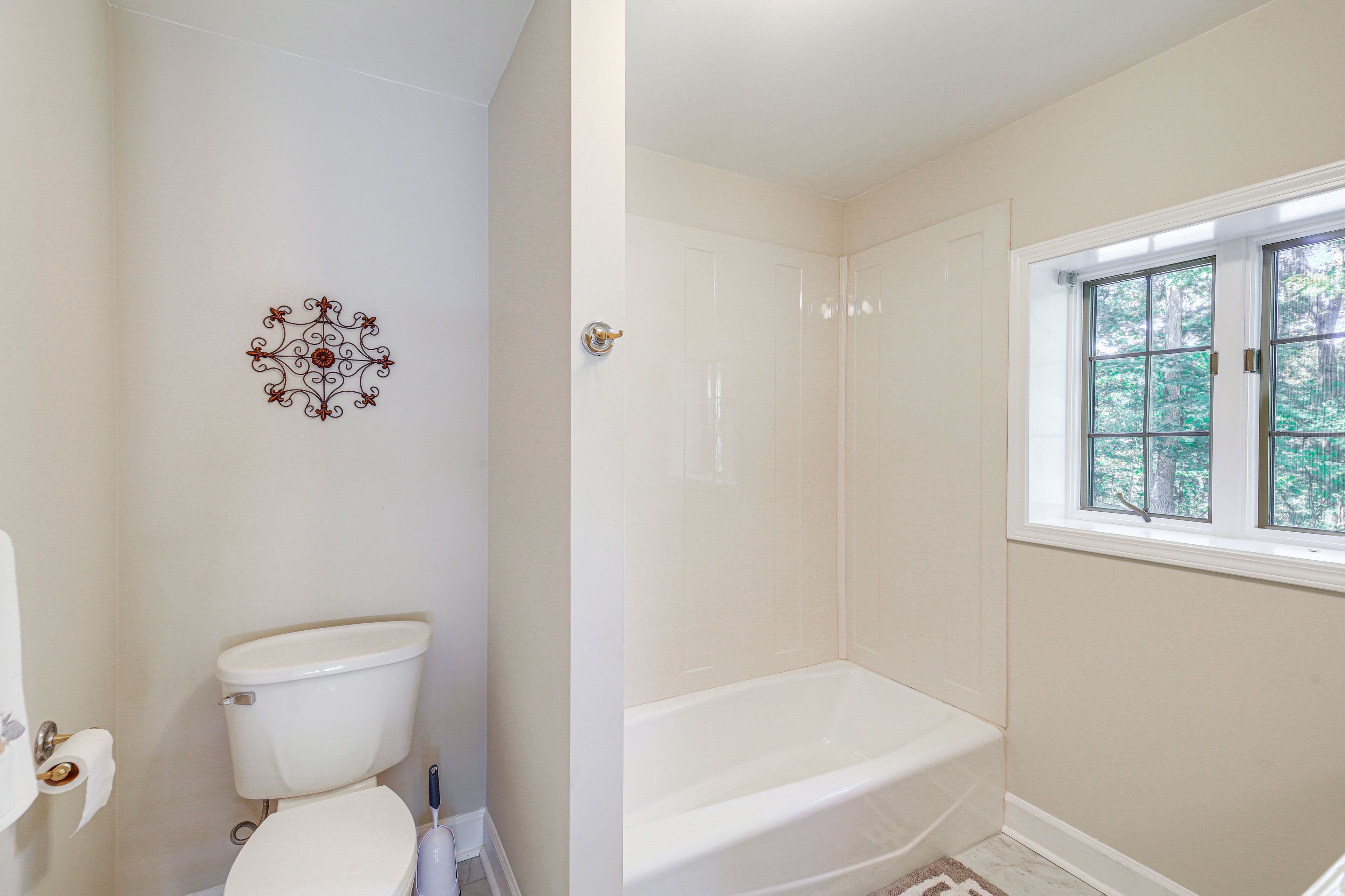 Full Bathroom | Basement Level