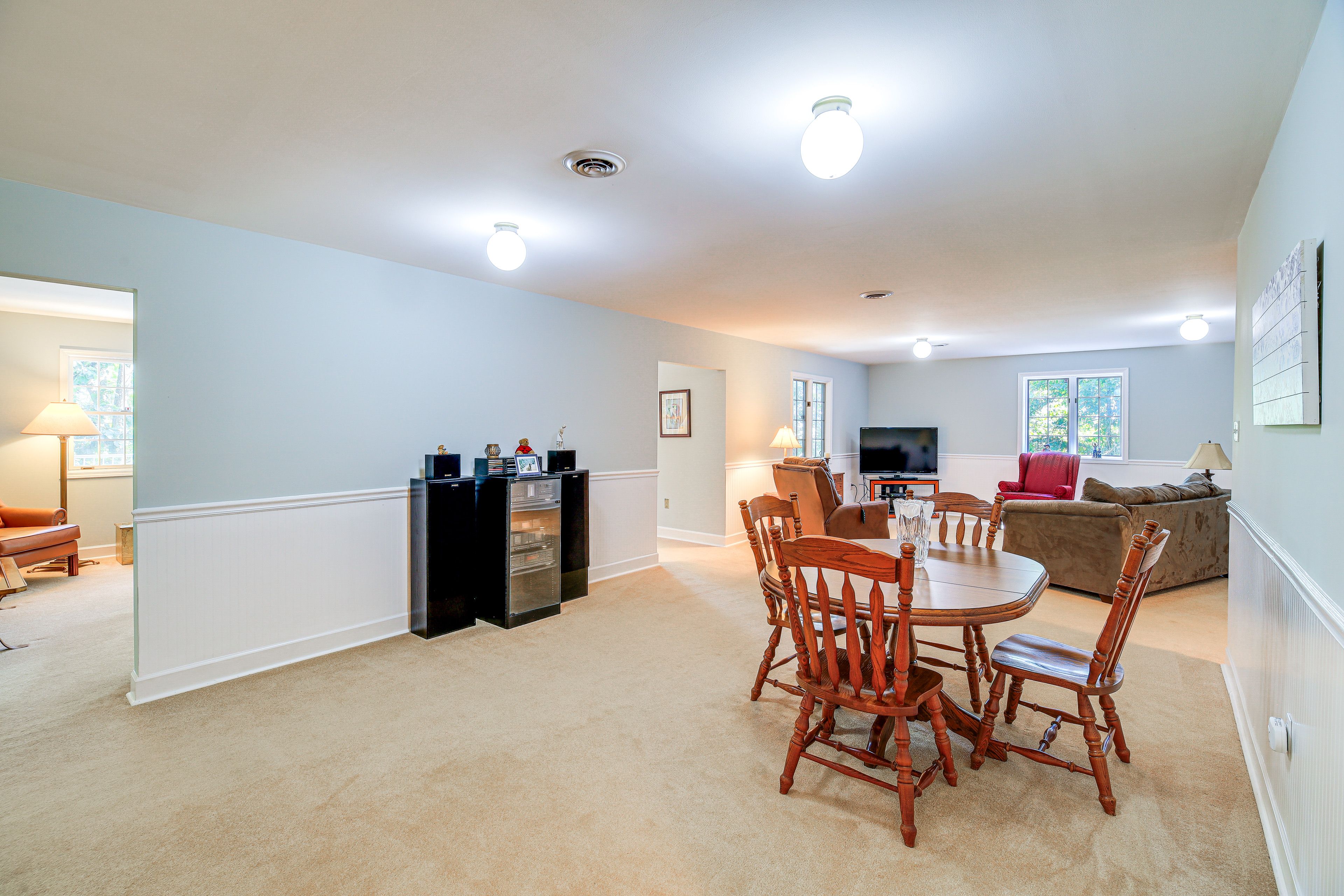 Den | Smart TV | Full Sleeper Sofa | Basement Level