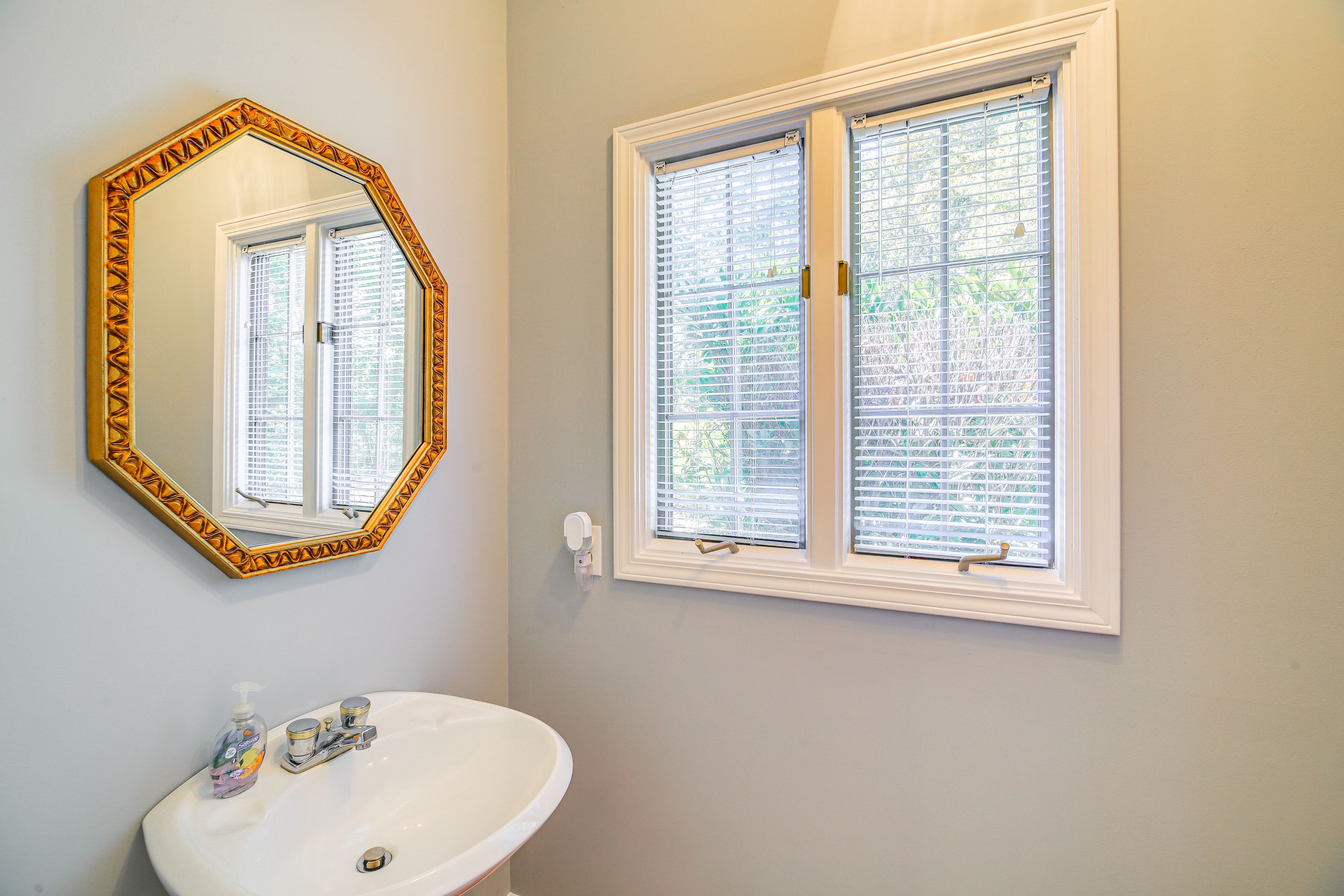 Half Bathroom | 1st Floor