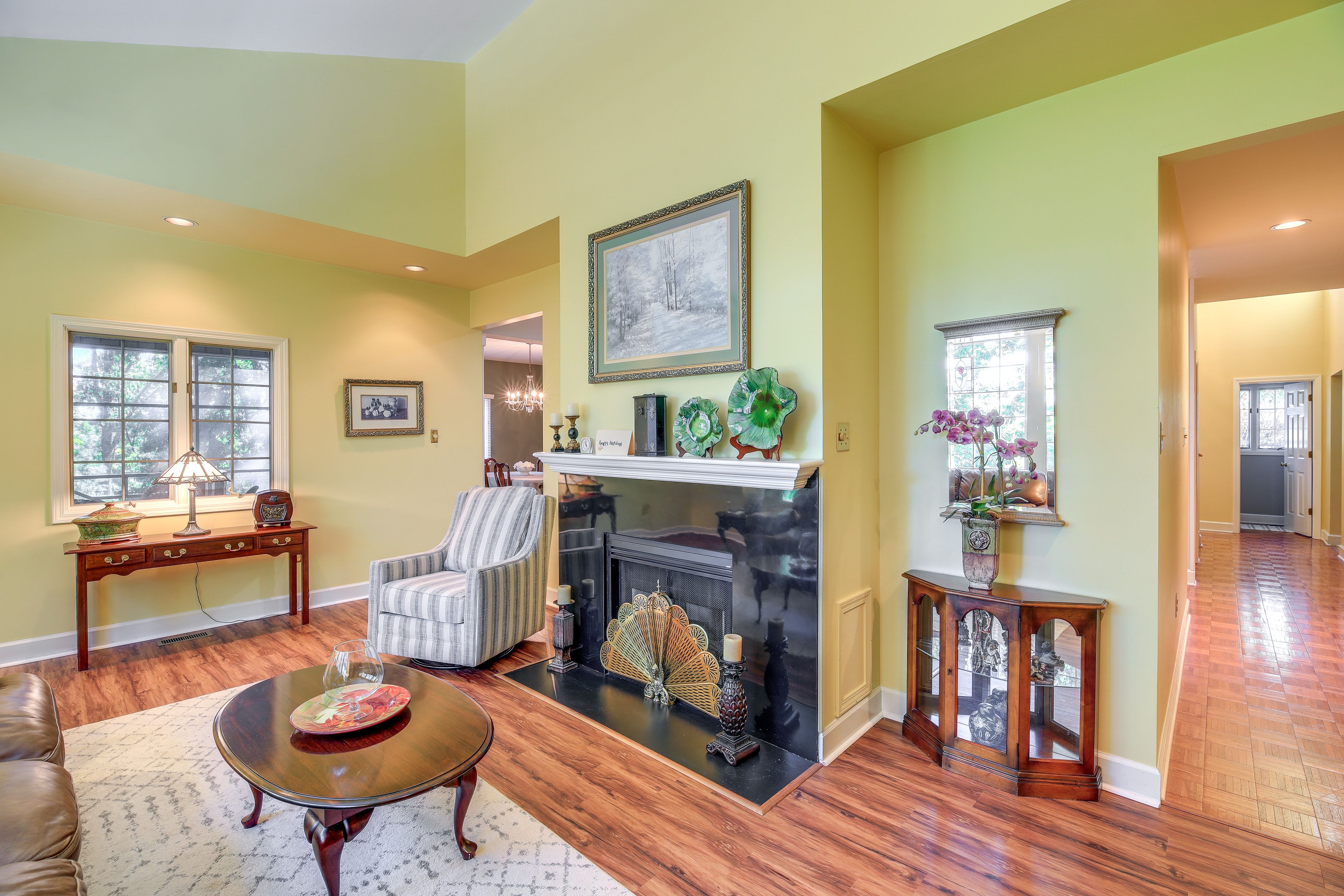 Formal Living Room | 1st Floor