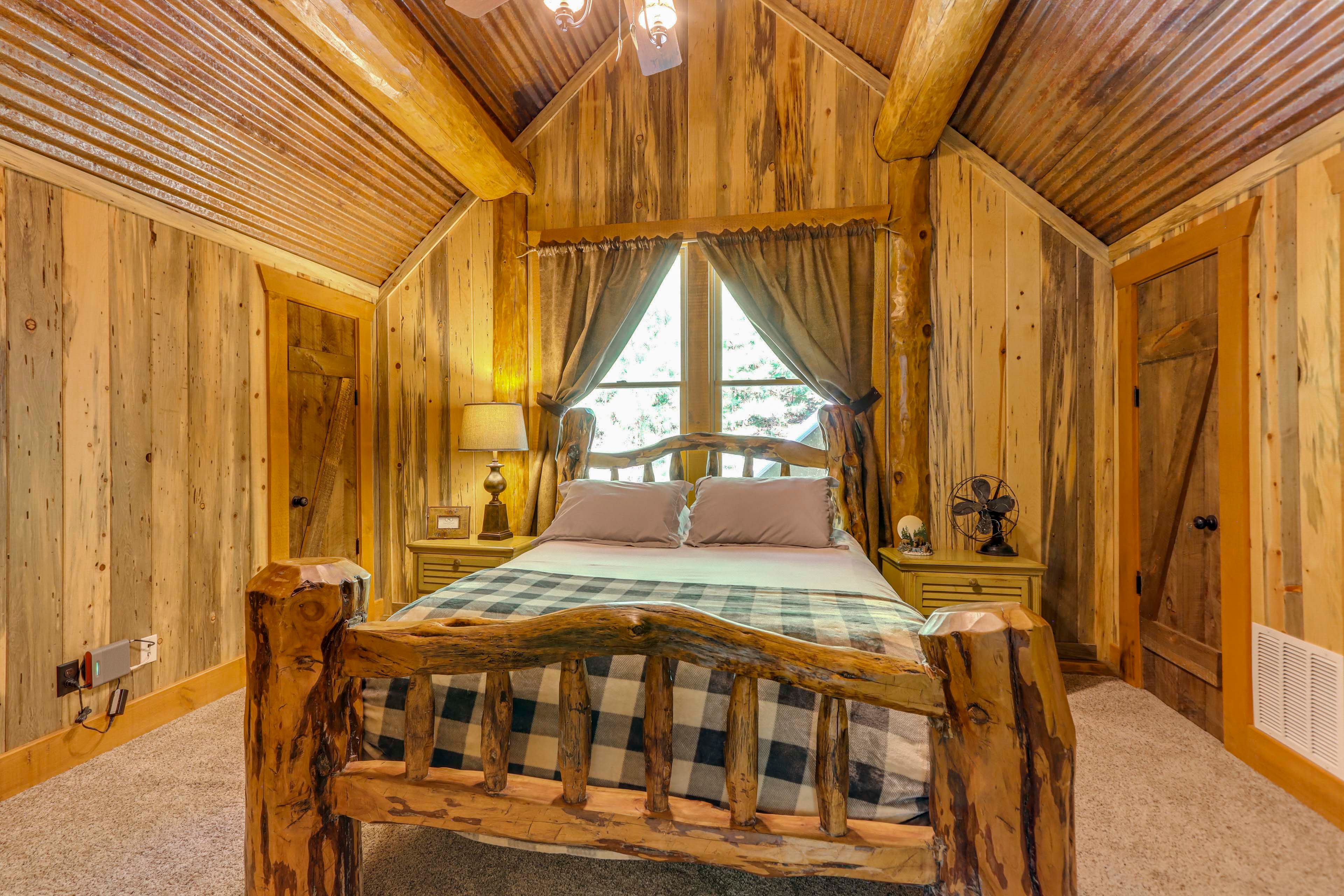 Bedroom 3 | 2nd Floor | King Bed