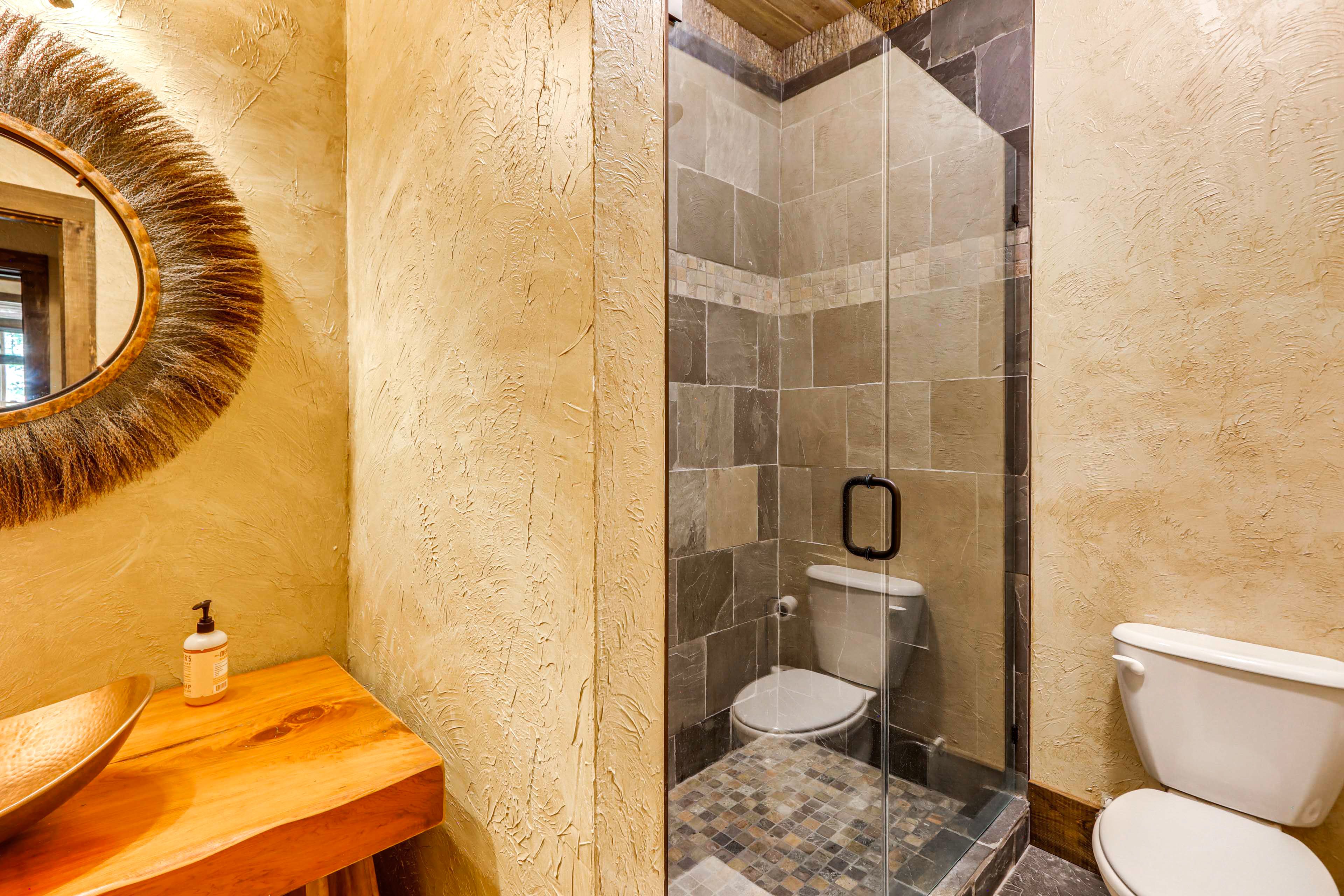 Full Bathroom | Basement