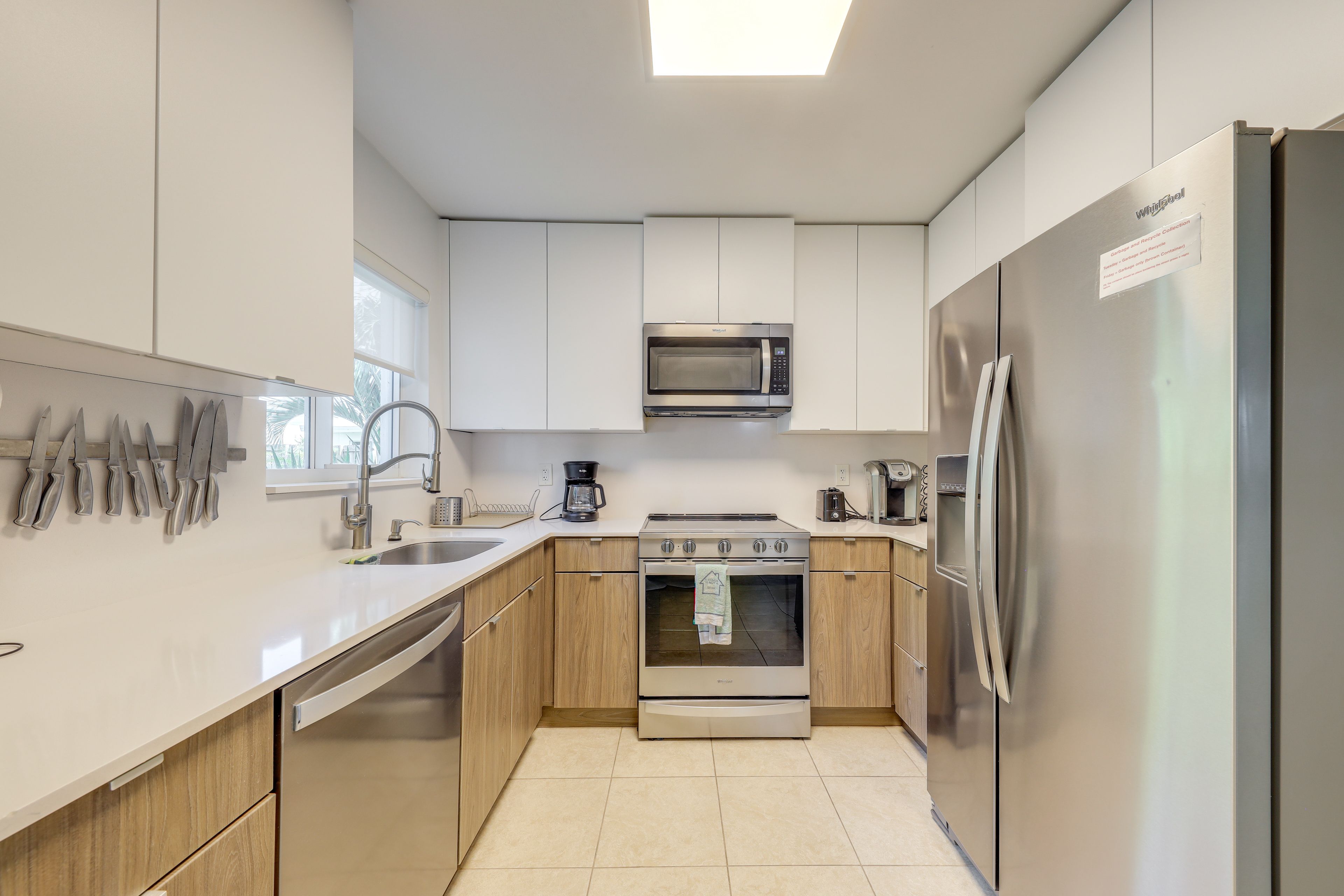 Kitchen | Cooking Basics | Keurig & Drip Coffee Makers | Toaster