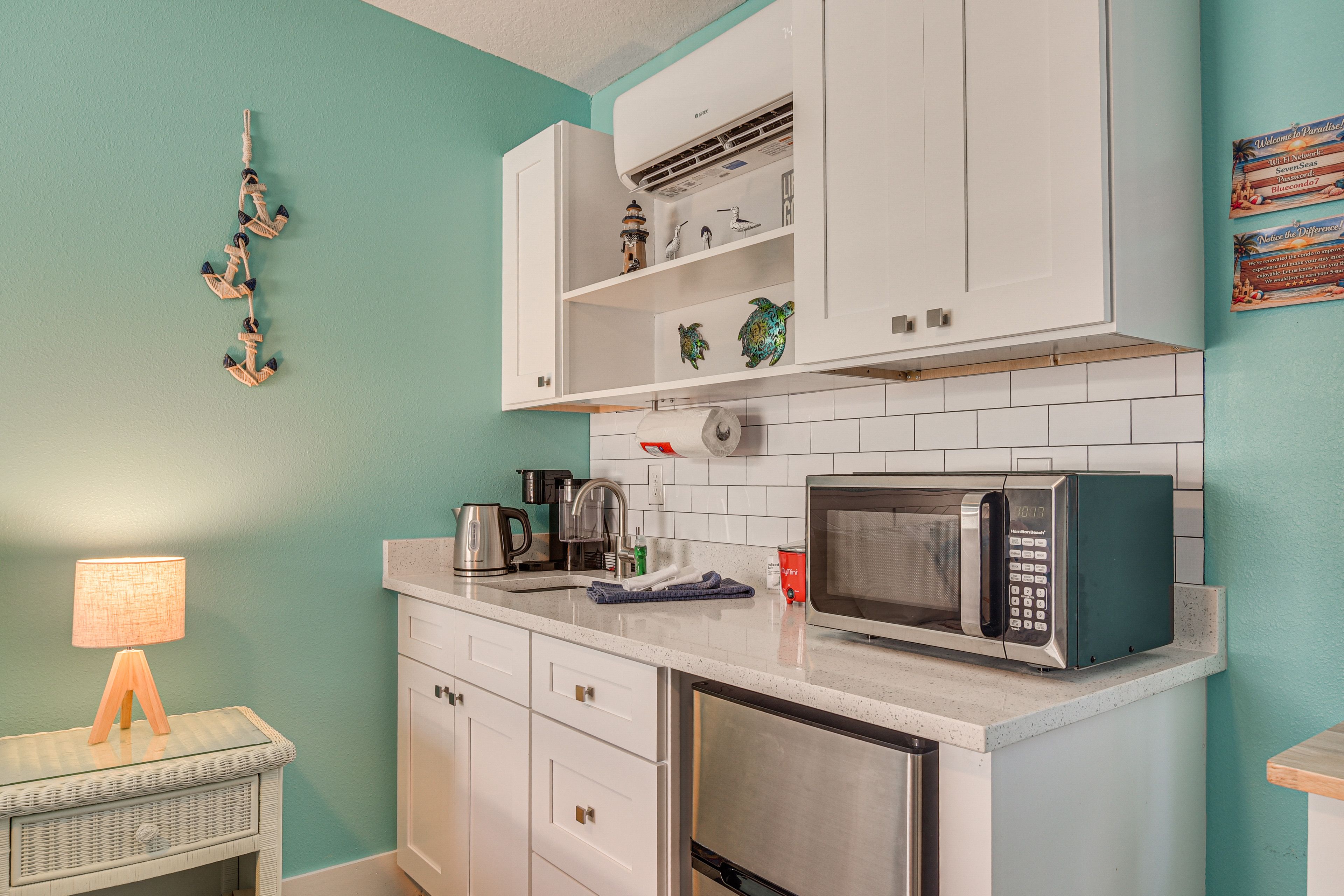 Kitchenette | Coffee Maker