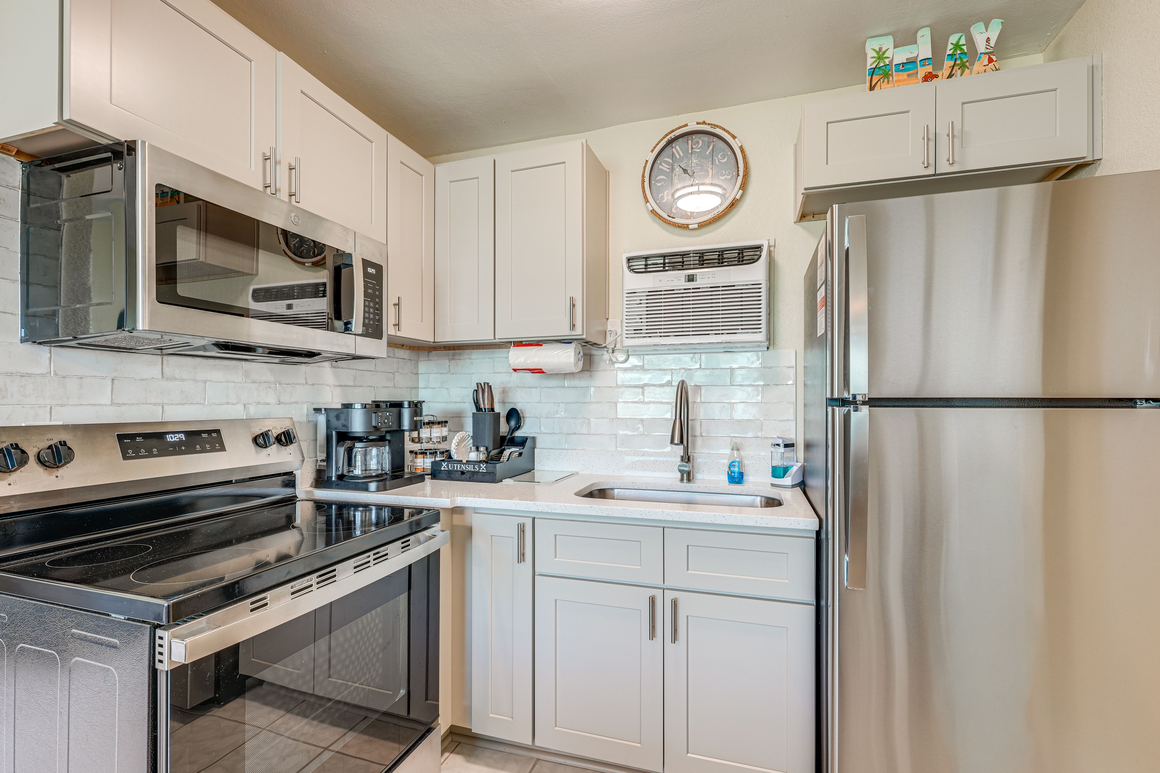 Kitchen | Dining Area | Cooking Basics