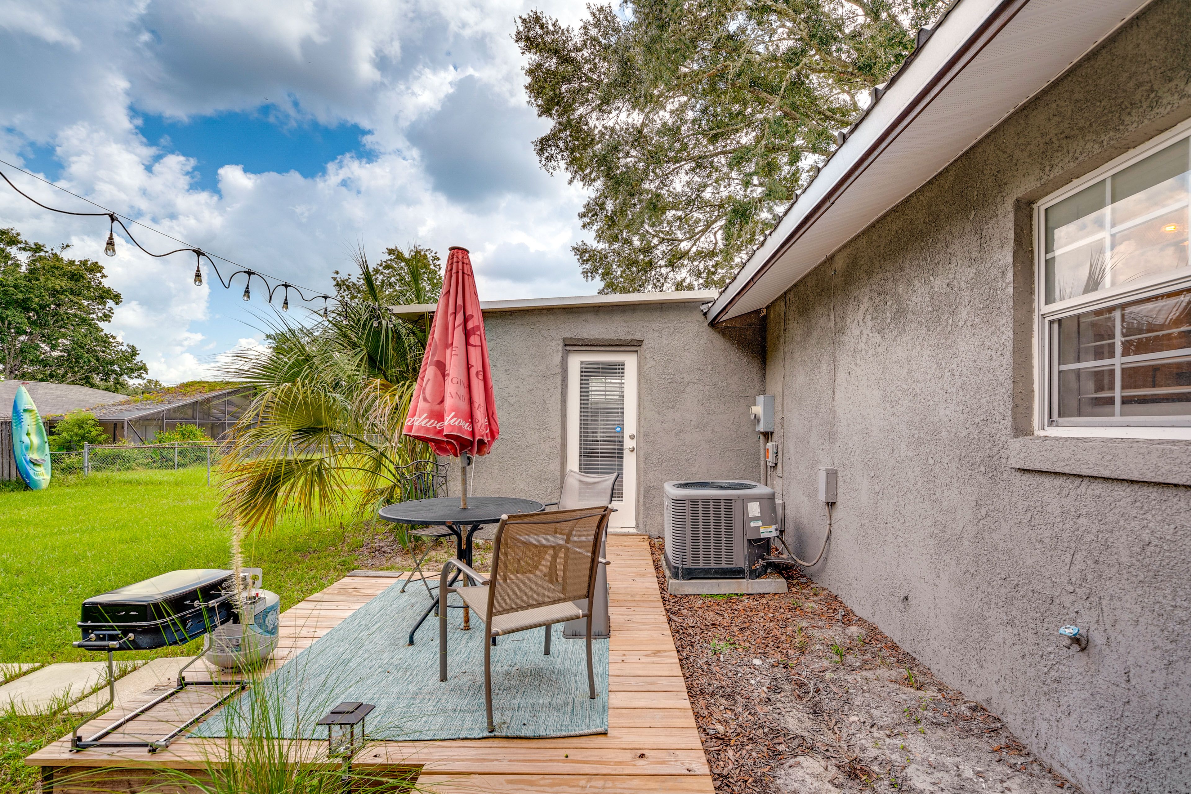 Deck | Grill | Outdoor Dining Area