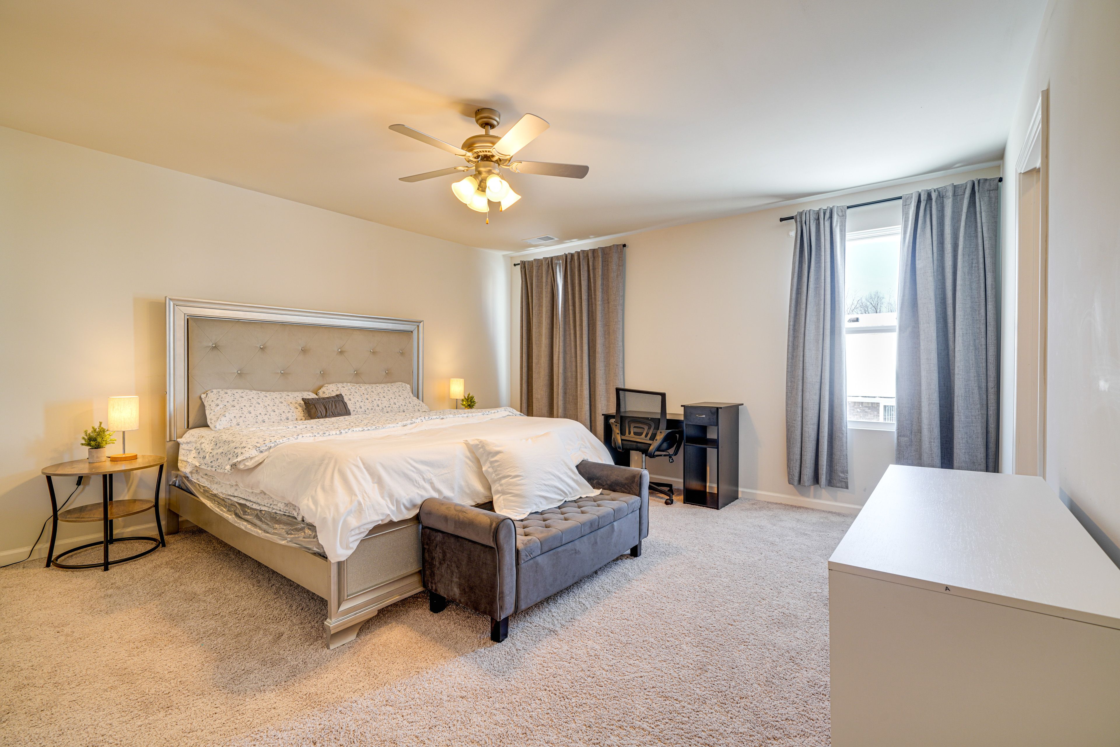 Bedroom Suite | King Bed | 2nd Floor