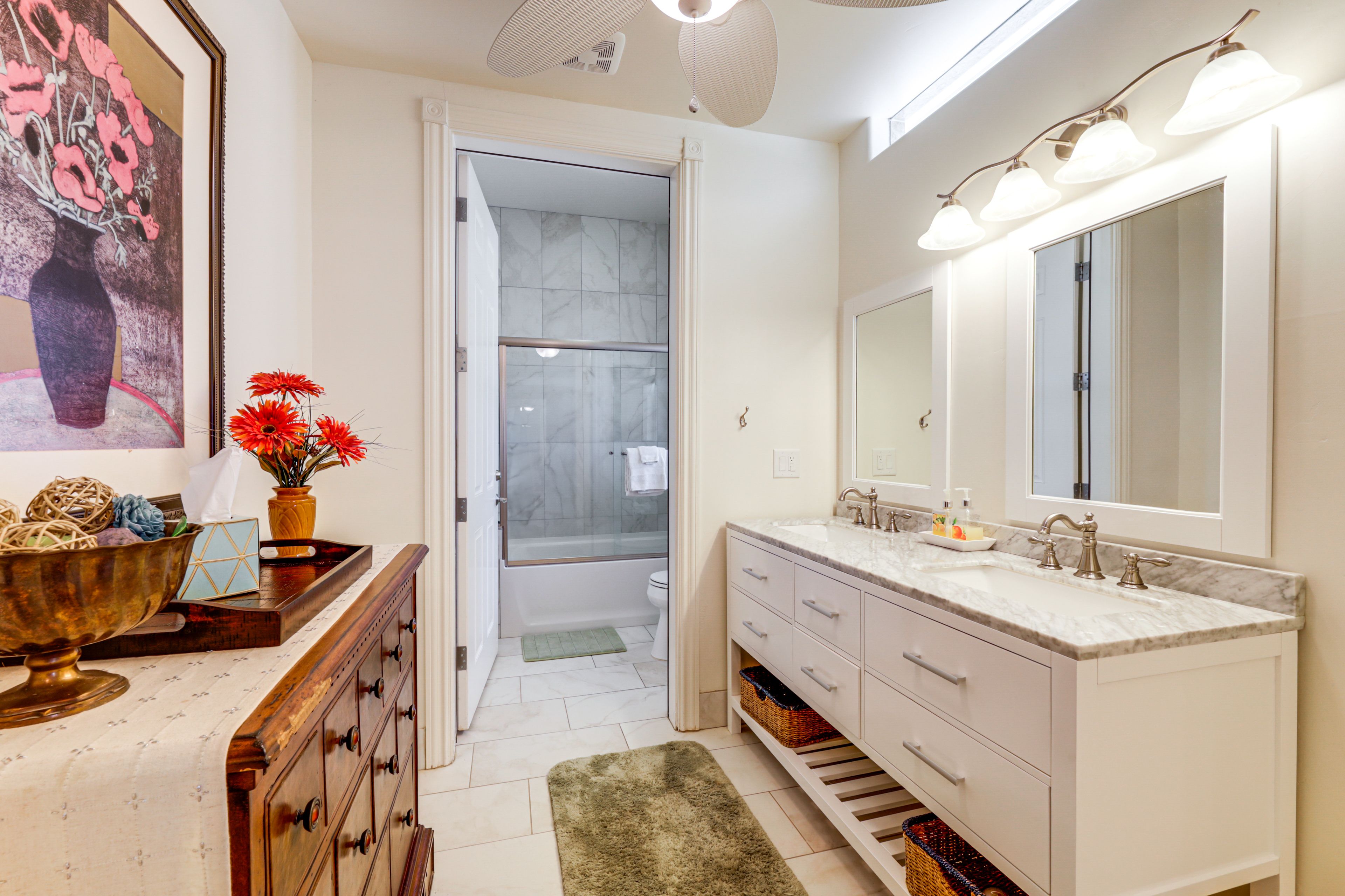 En-Suite Bathroom