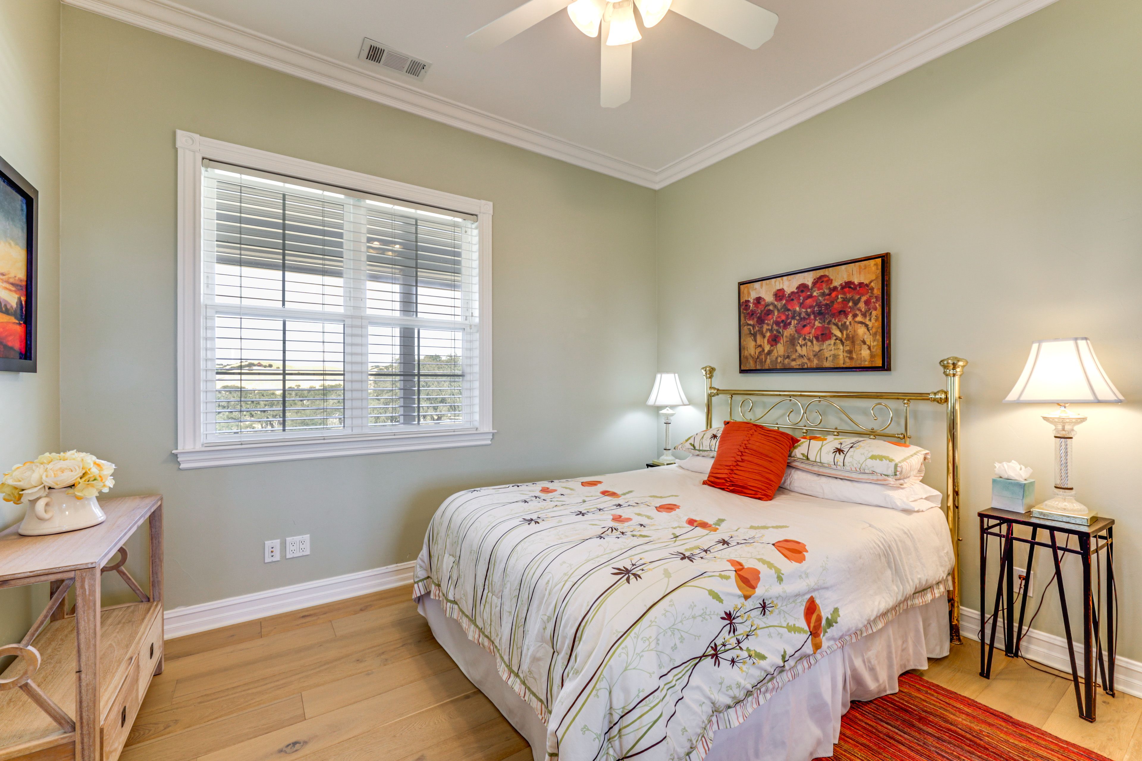 Bedroom 3 | Queen Bed