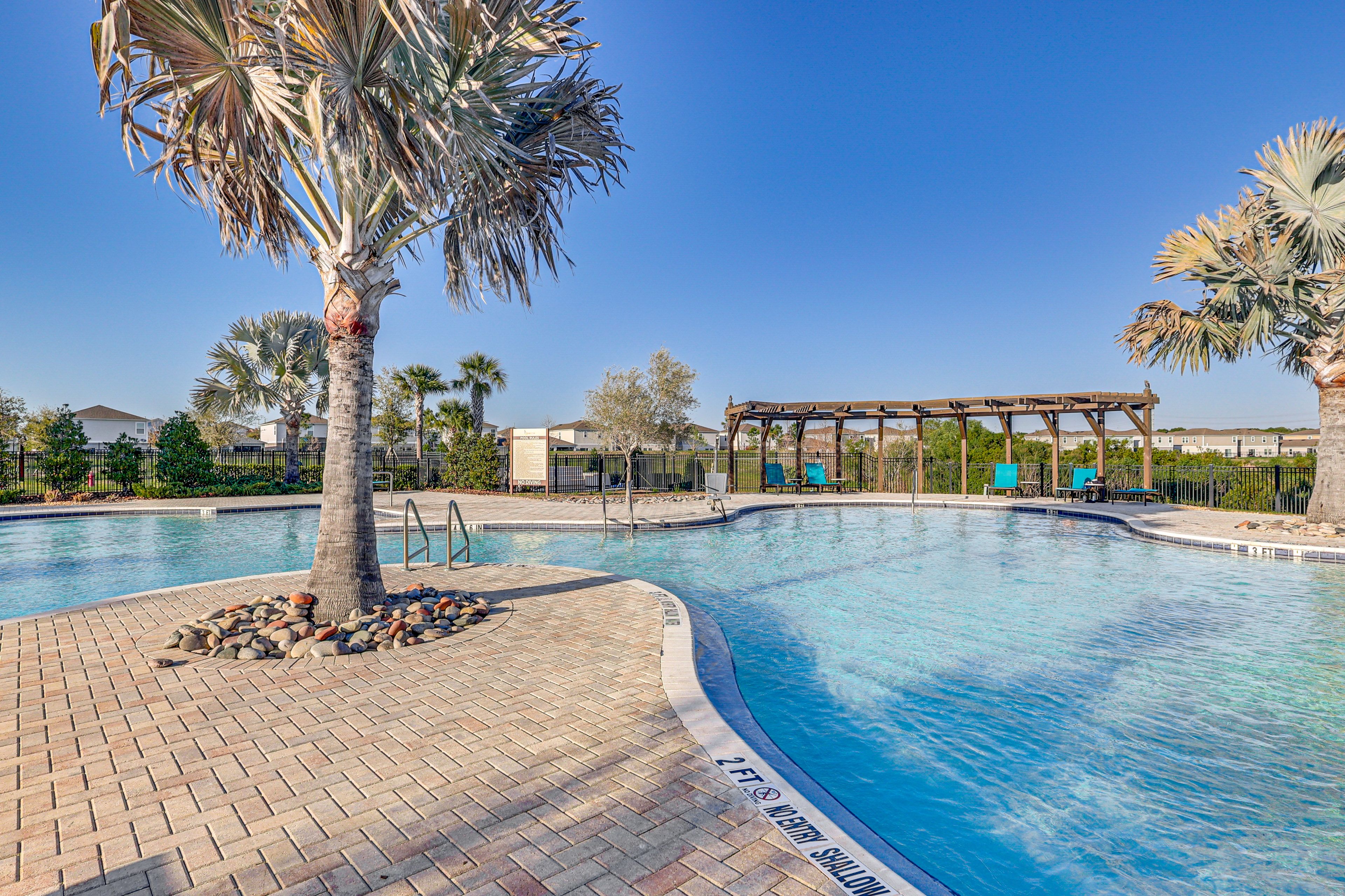 Hawkstone | Community Amenities