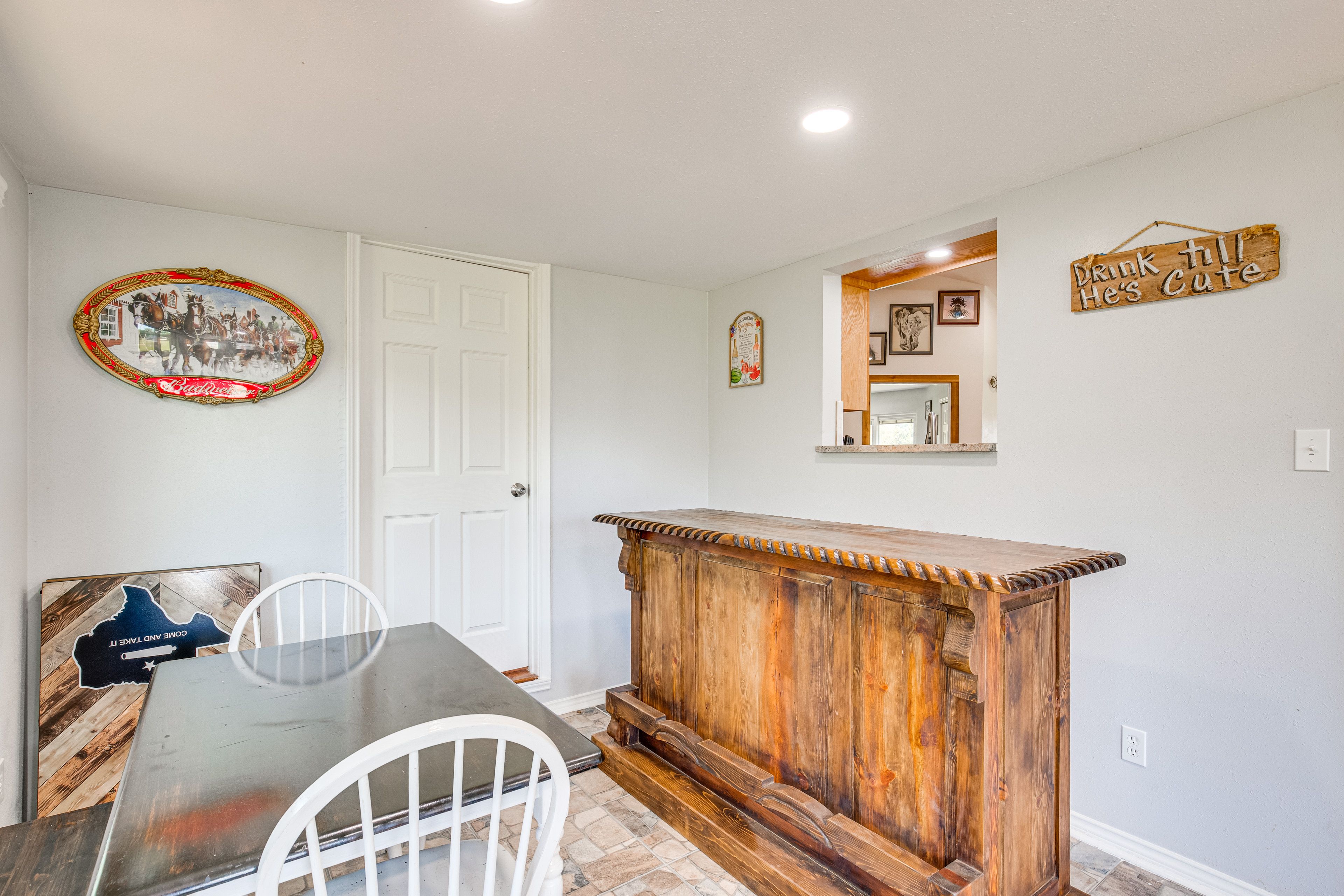 Recreation Room | Dry Bar