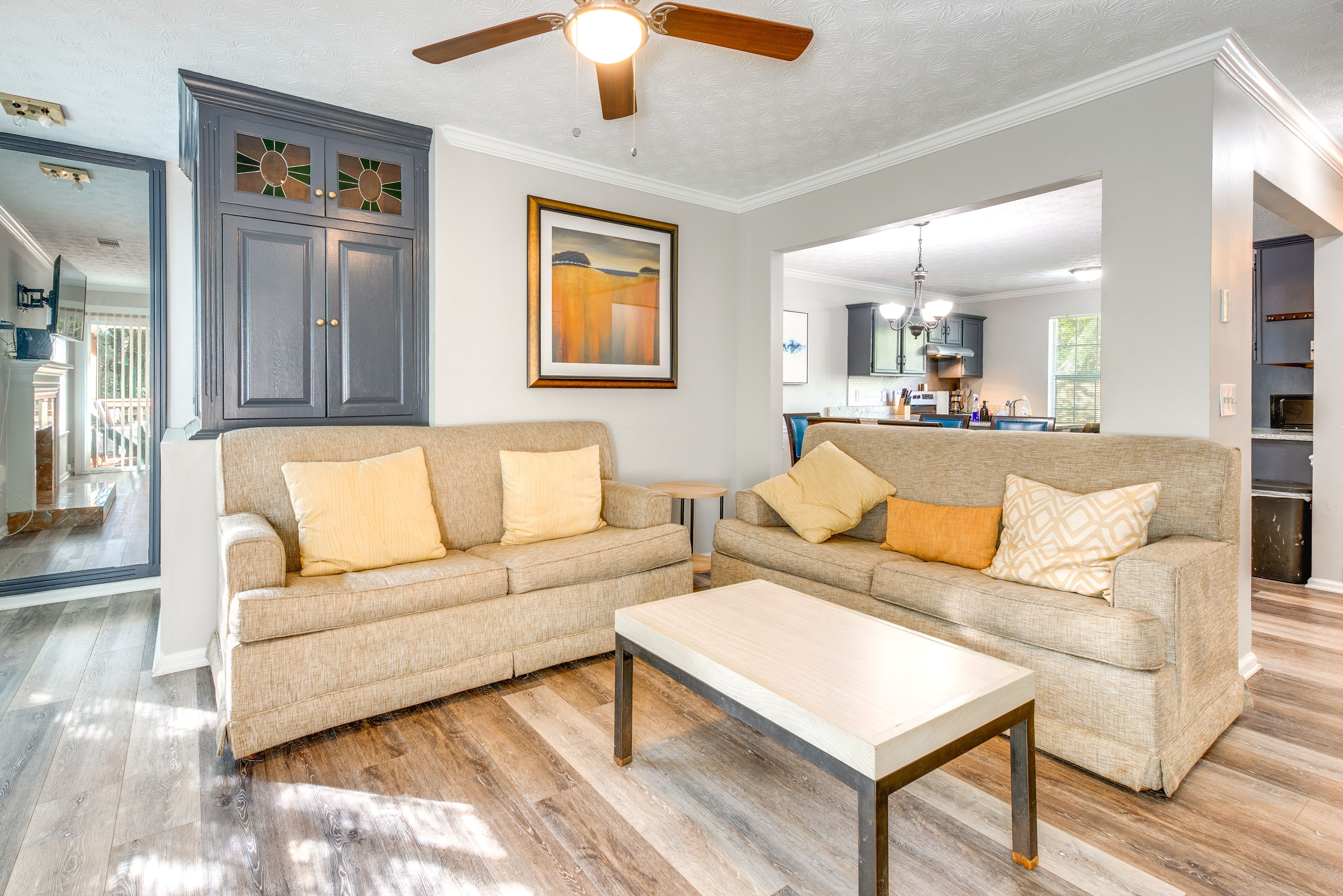 Living Room | Free WiFi | 1st Floor | Sleeper Sofa