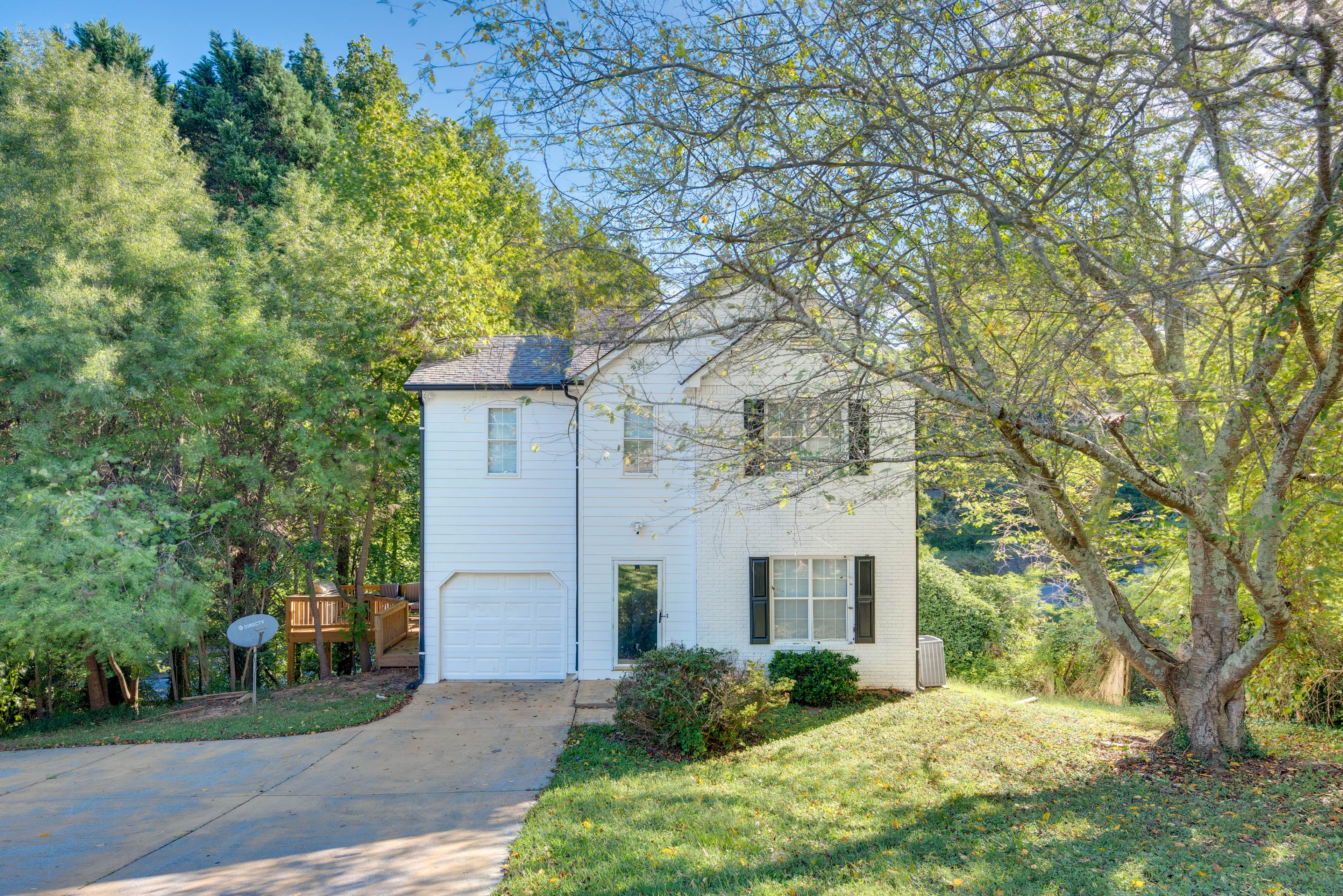Marietta Vacation Rental | 4BR | 3.5BA | Stairs Required | 1,600 Sq Ft