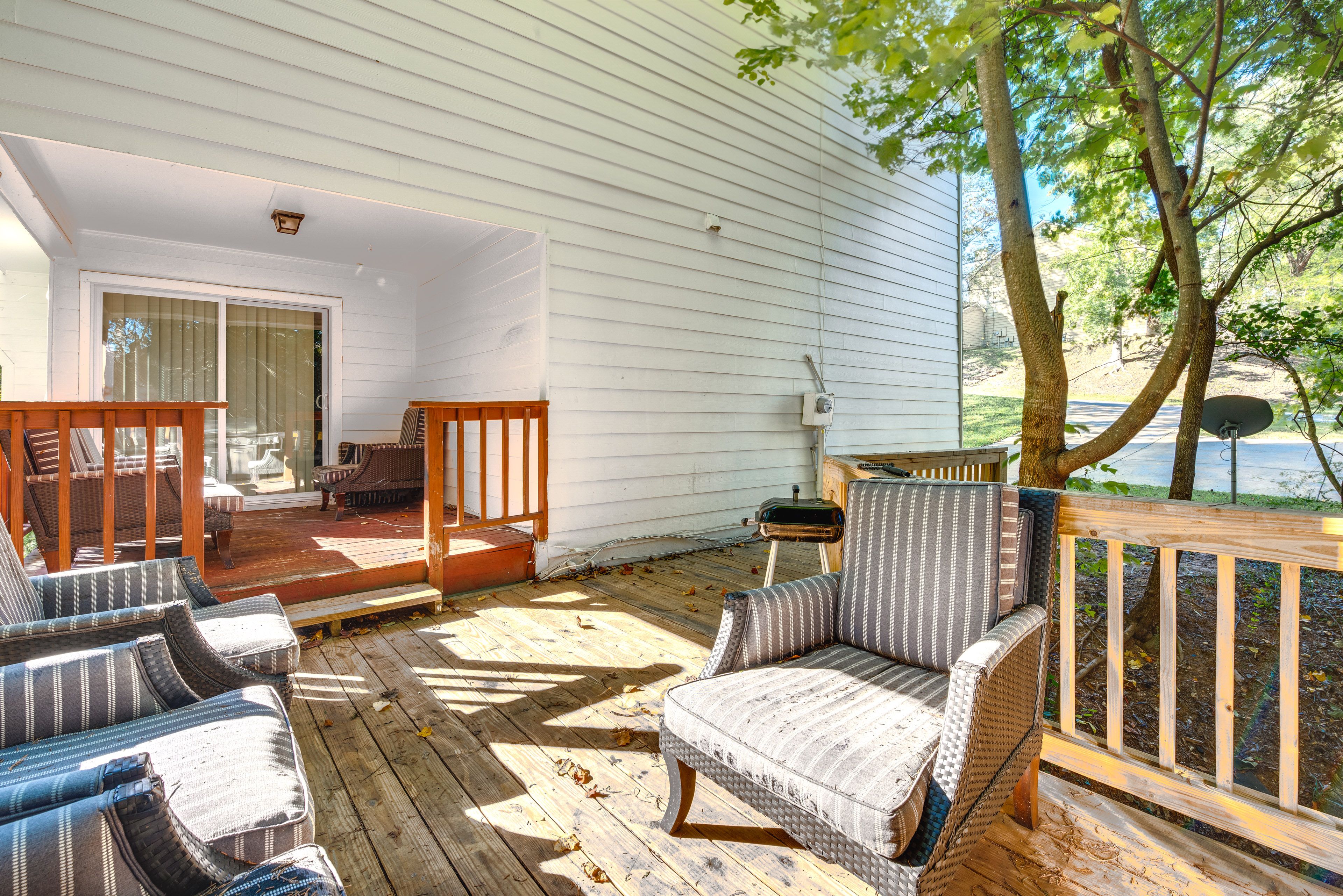 Private Deck