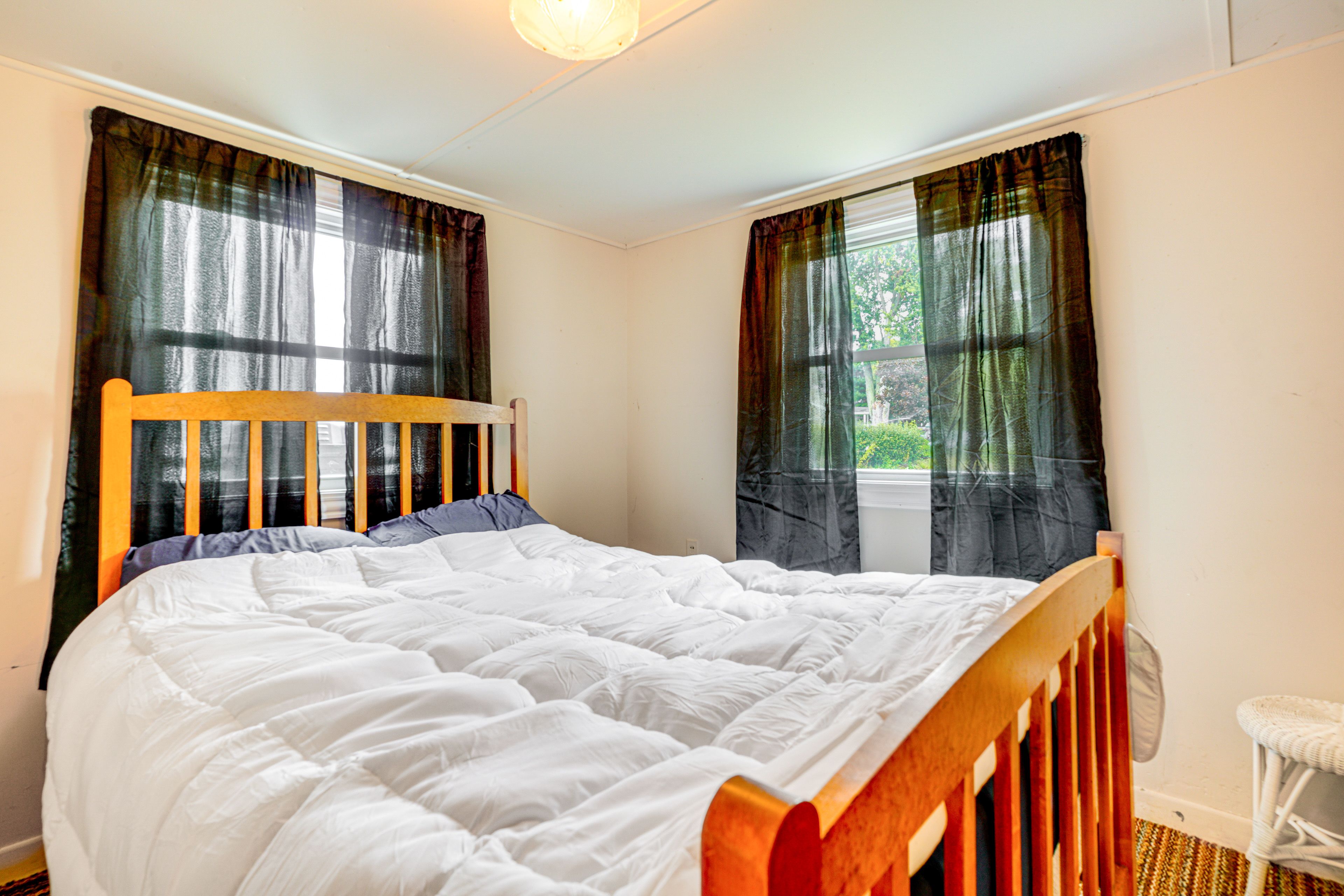 Bedroom 1 | Queen Bed | Lower Level