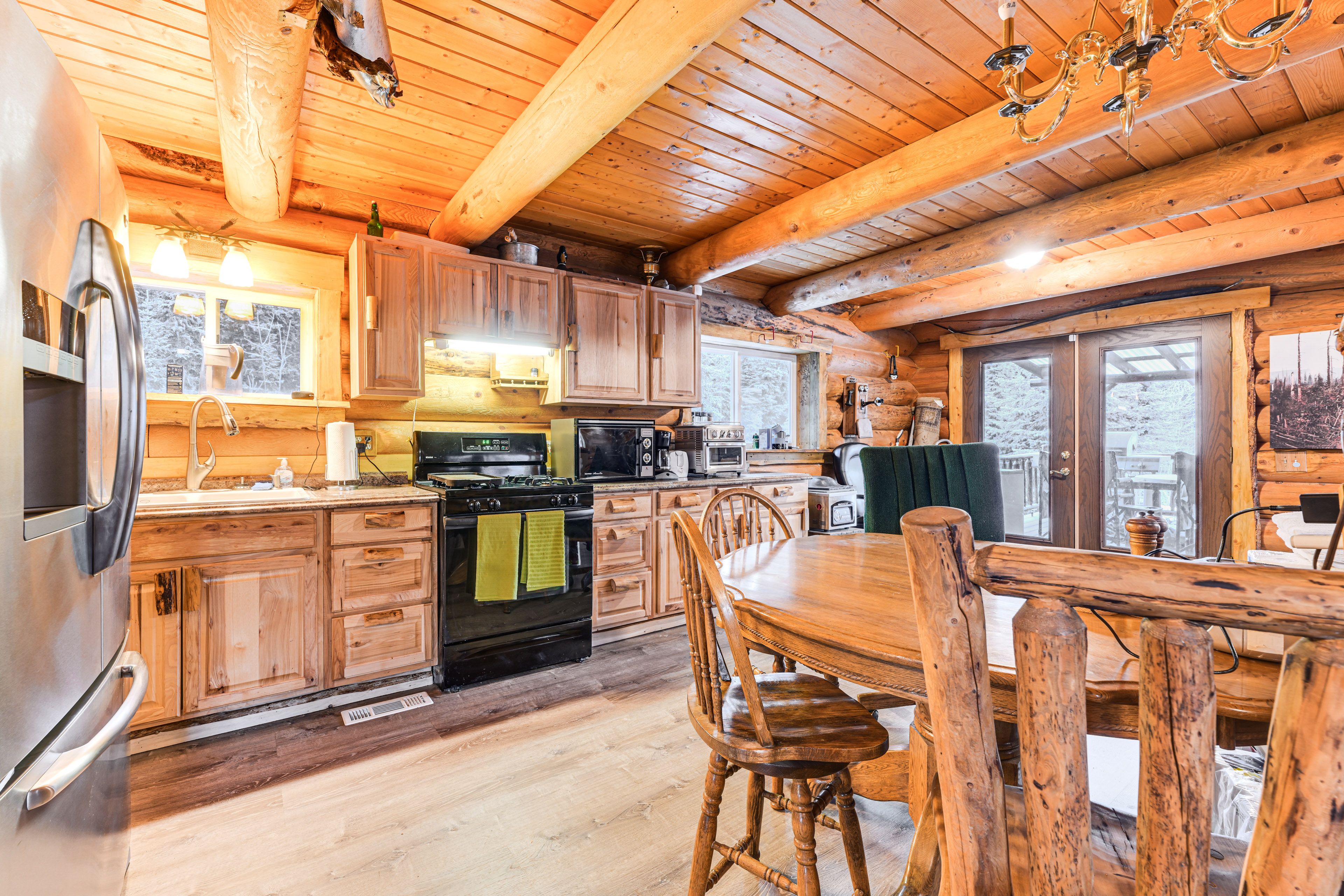 Kitchen | Drip Coffee Maker | Toaster Oven | Dining Table | 1st Floor