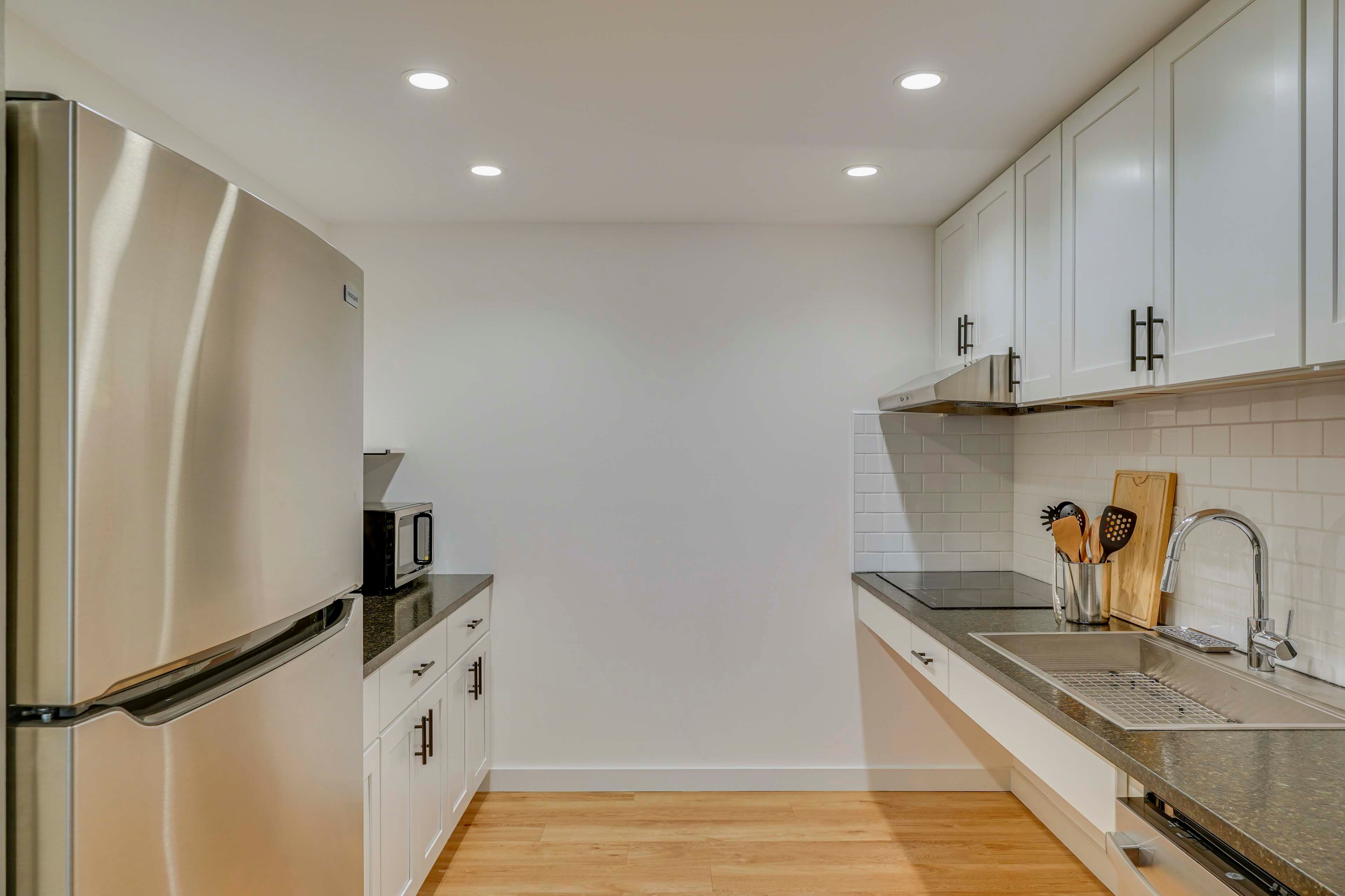 Kitchenette | Lower Level
