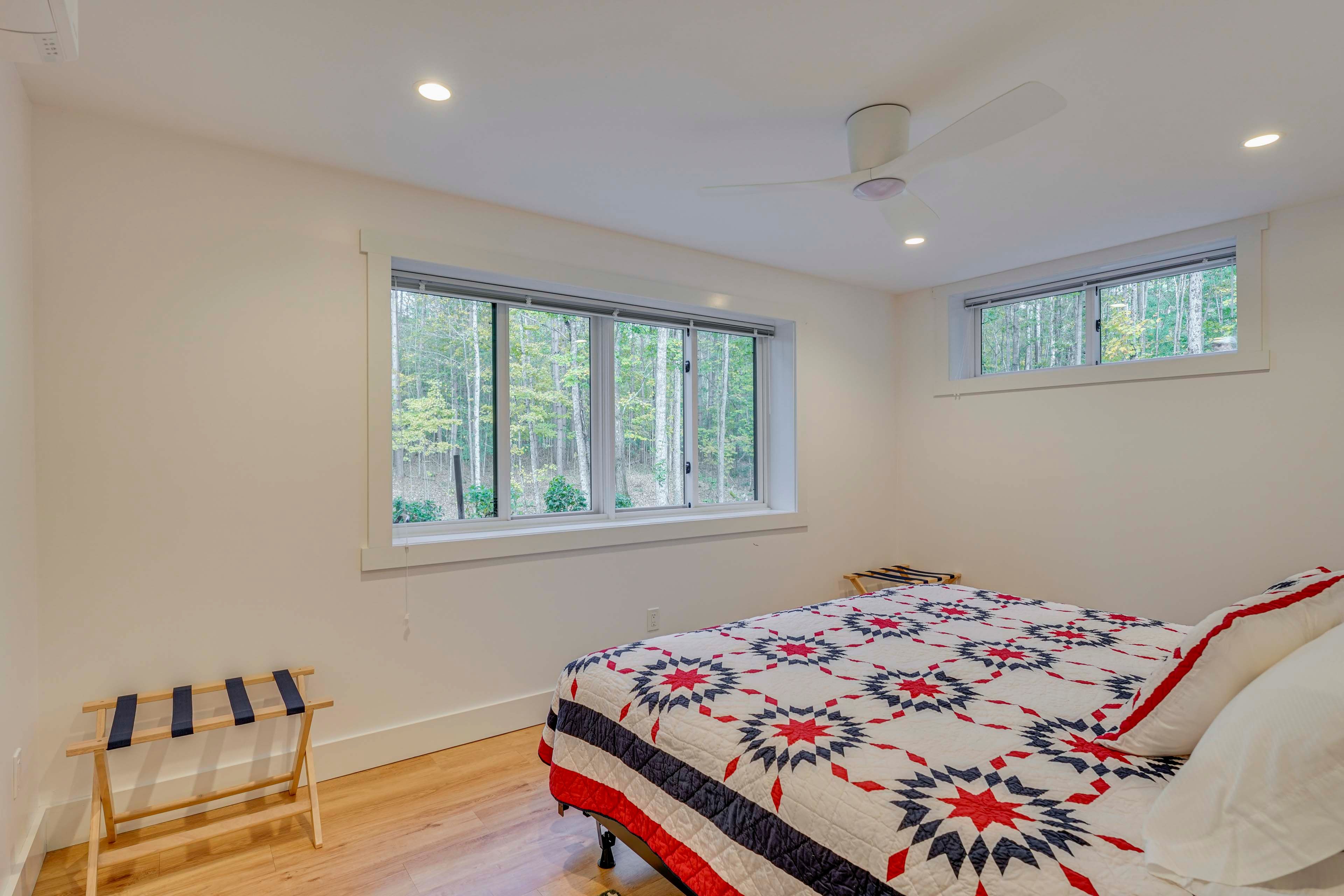 Bedroom 4 | 2 Twin Beds (Converts to King Bed) | Lower Level