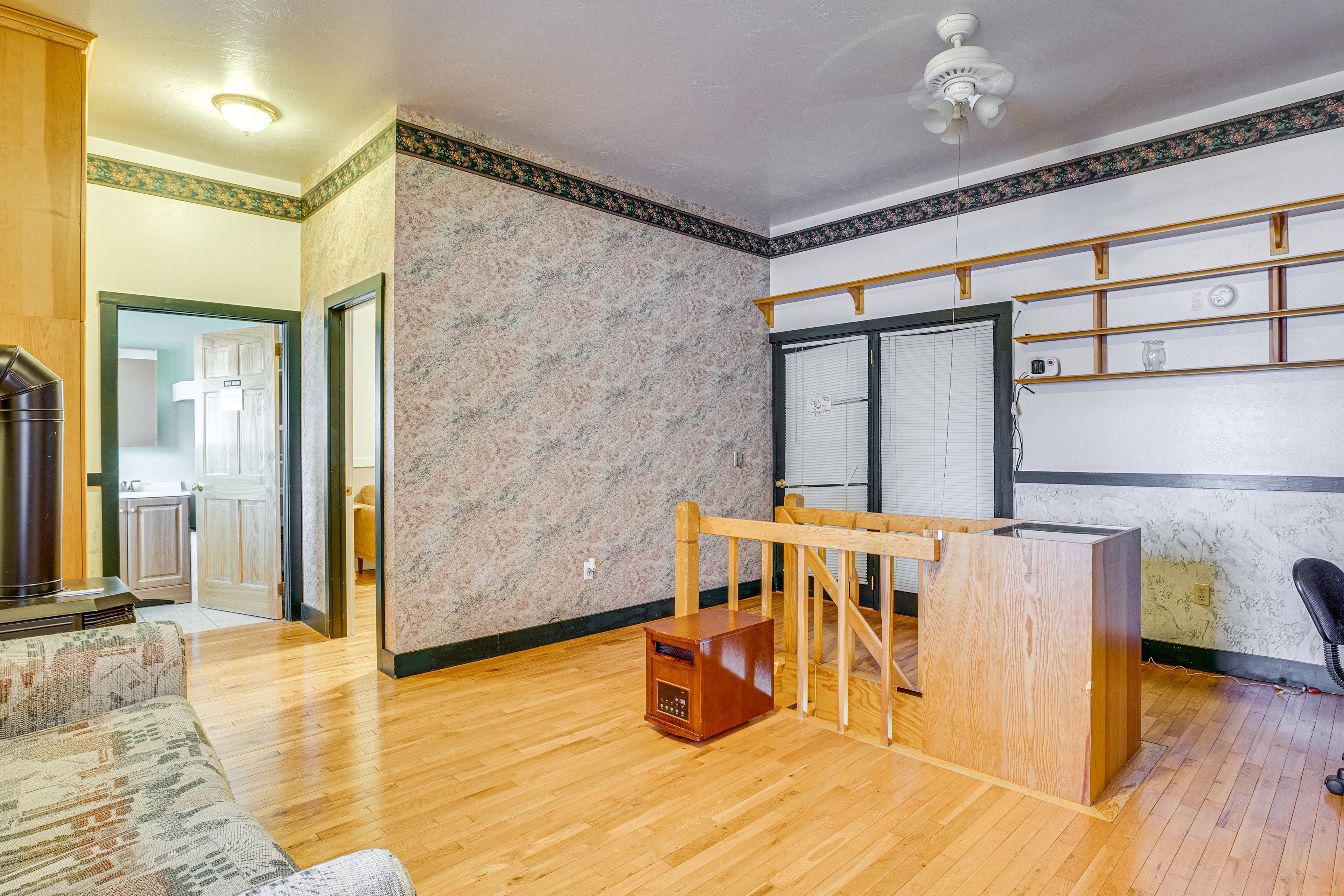 Sitting Room | Upper Level | Full Sleeper Sofa