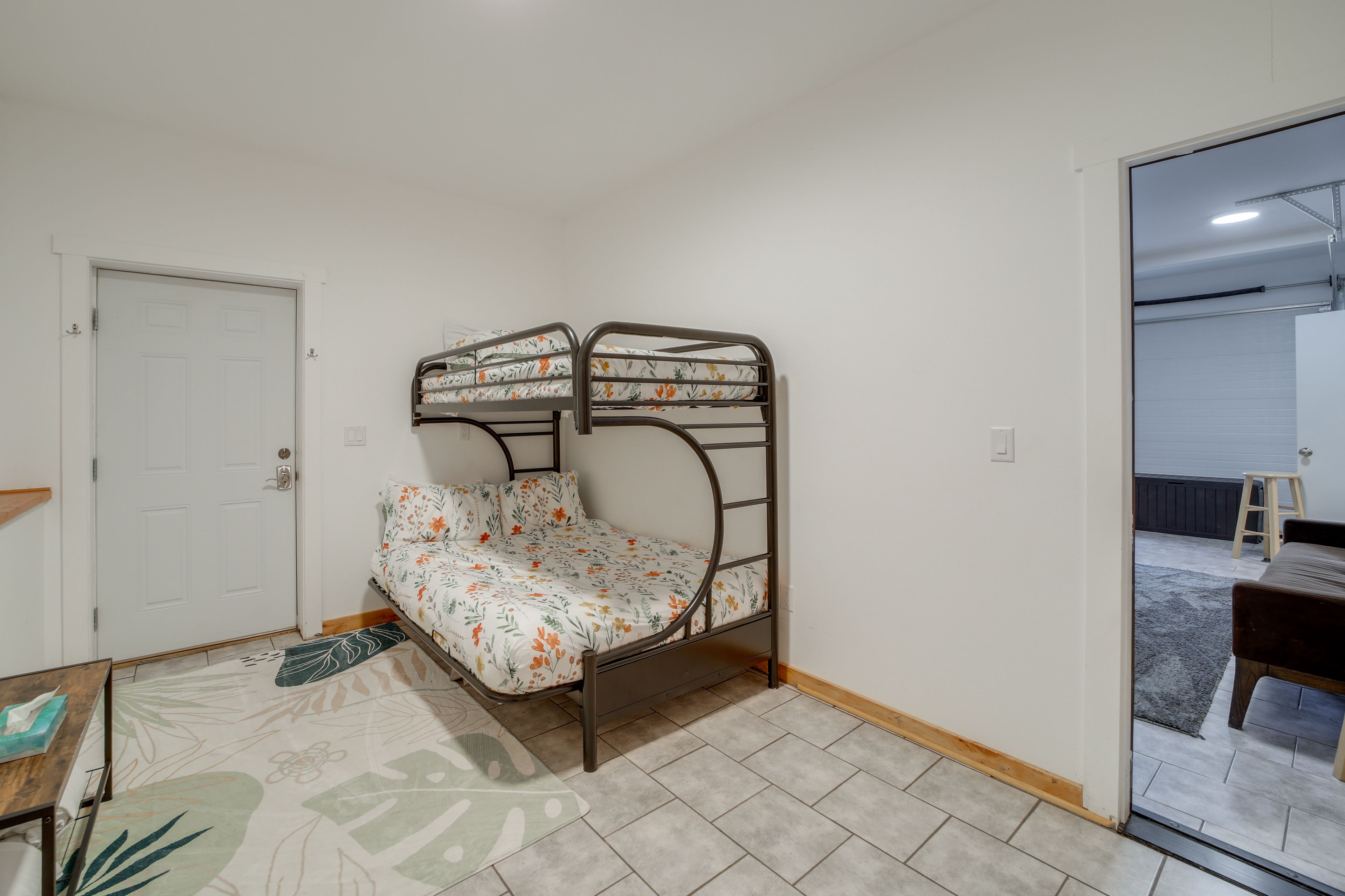 Bedroom 1 | Twin/Full Bunk Bed | 1st Floor