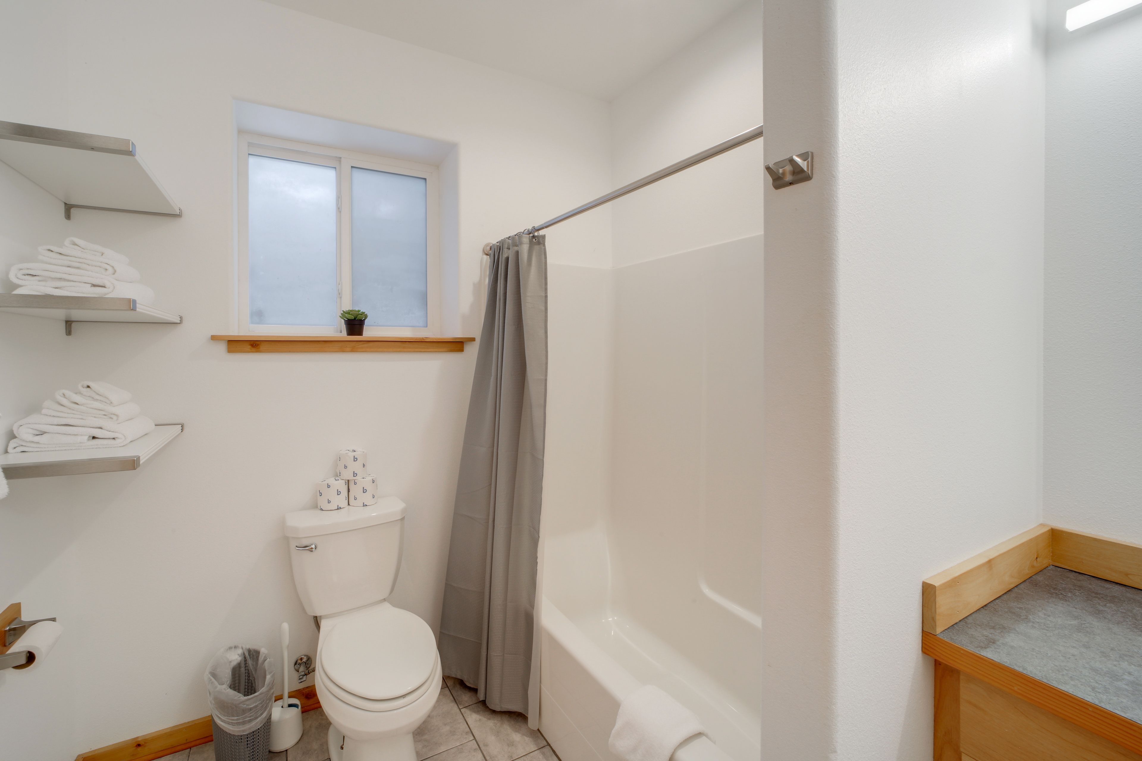 Bathroom | 1st Floor