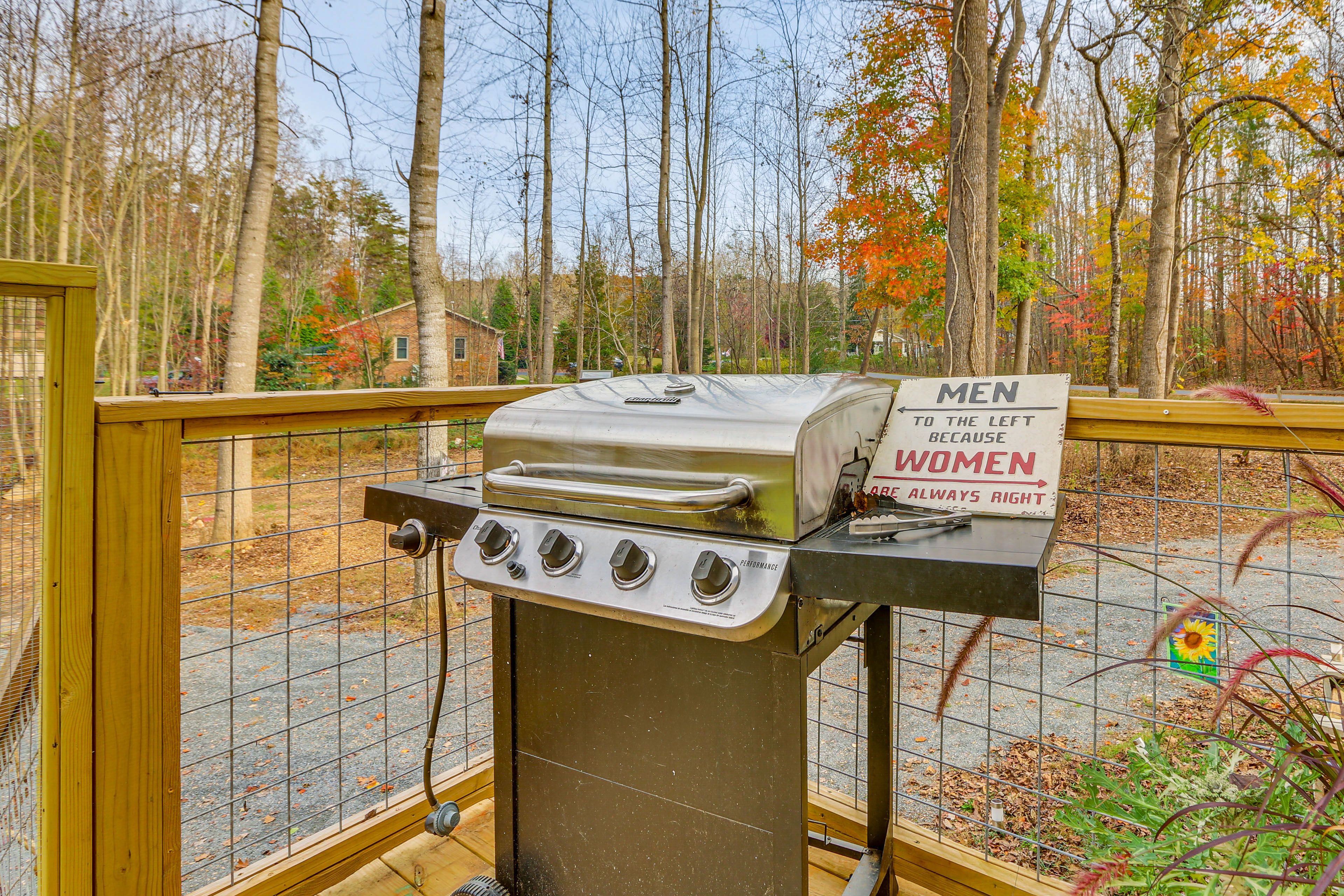 Deck | Gas Grill