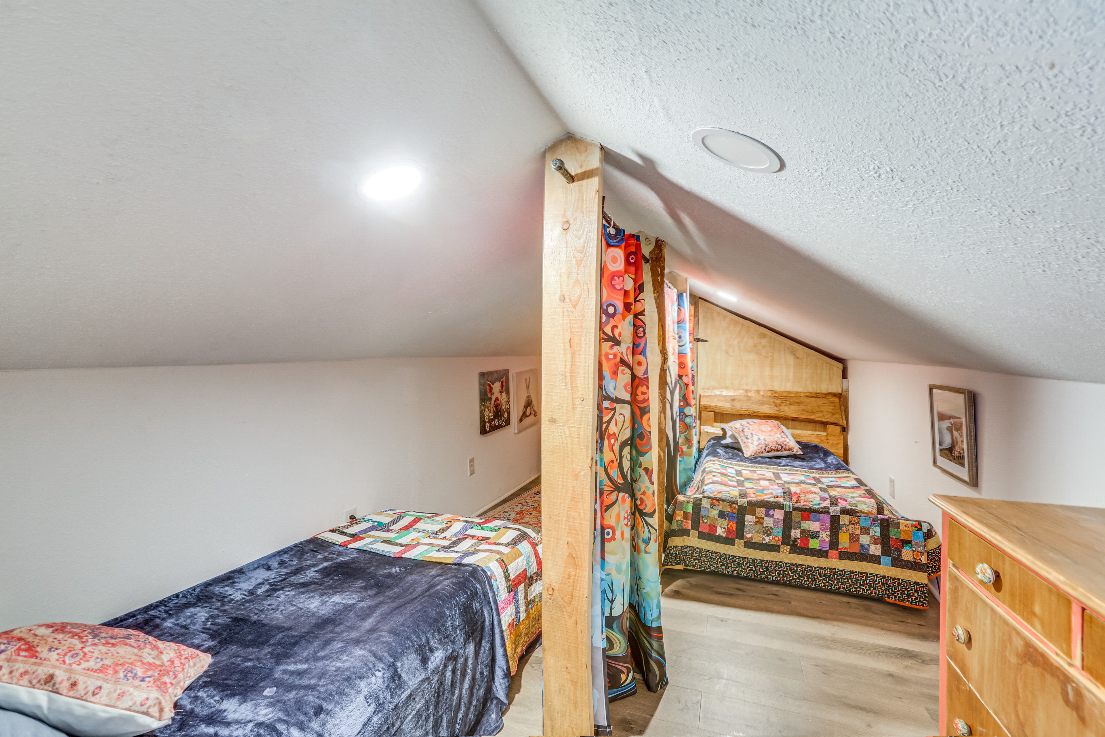 Studio | Sleeping Area | 2 Twin Beds