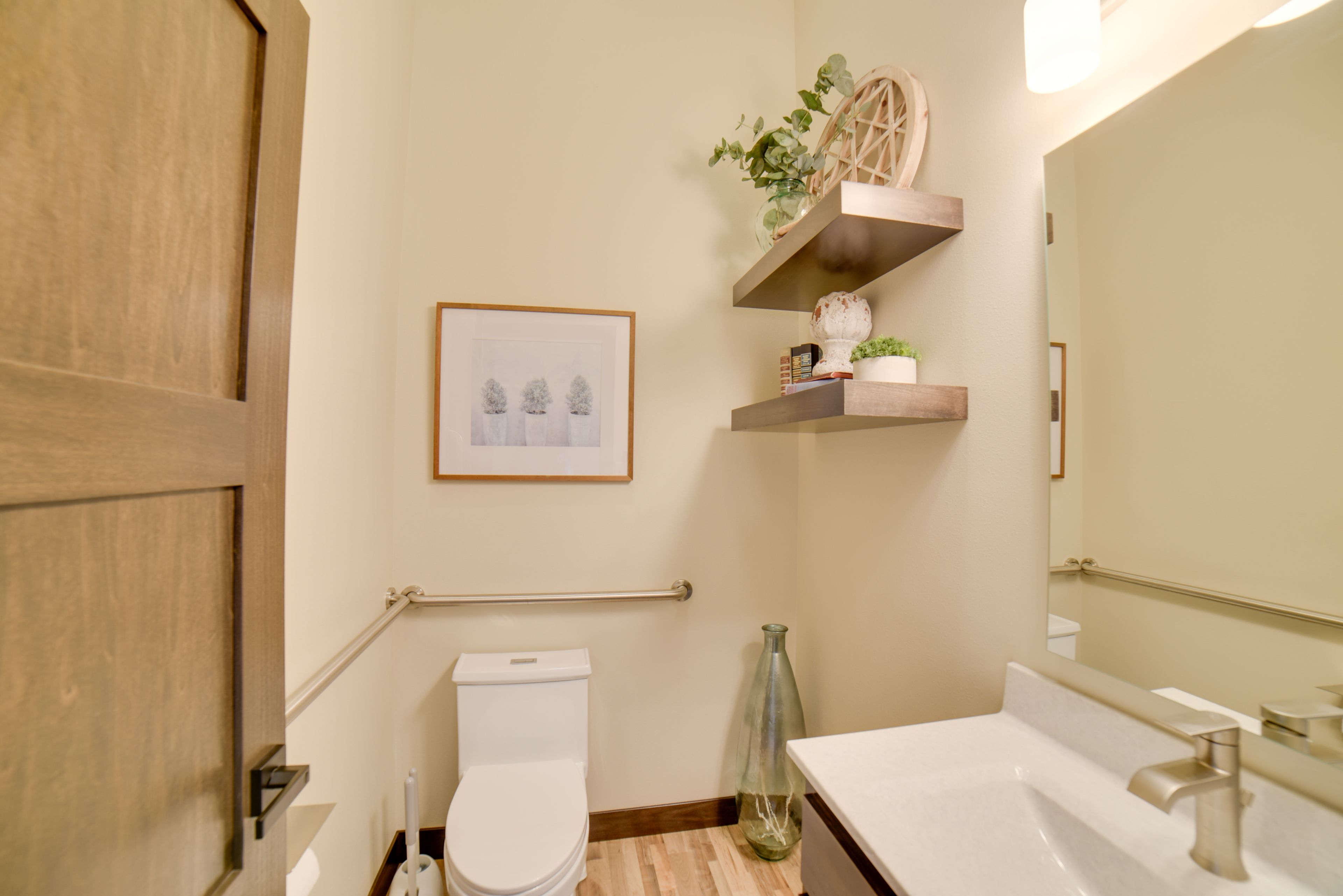 Half Bathroom | 2nd Floor