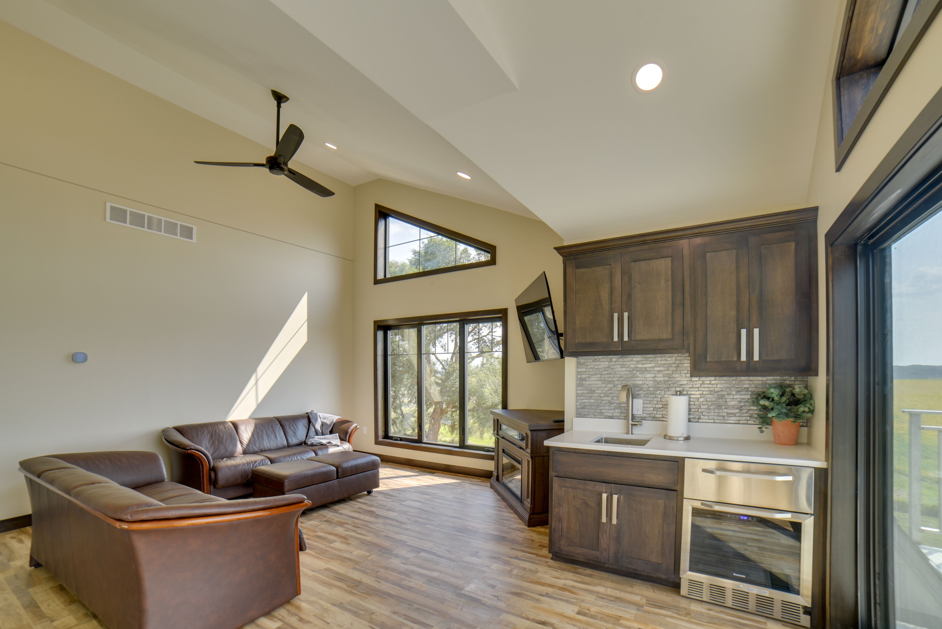 Upstairs Living Area | 2nd Floor