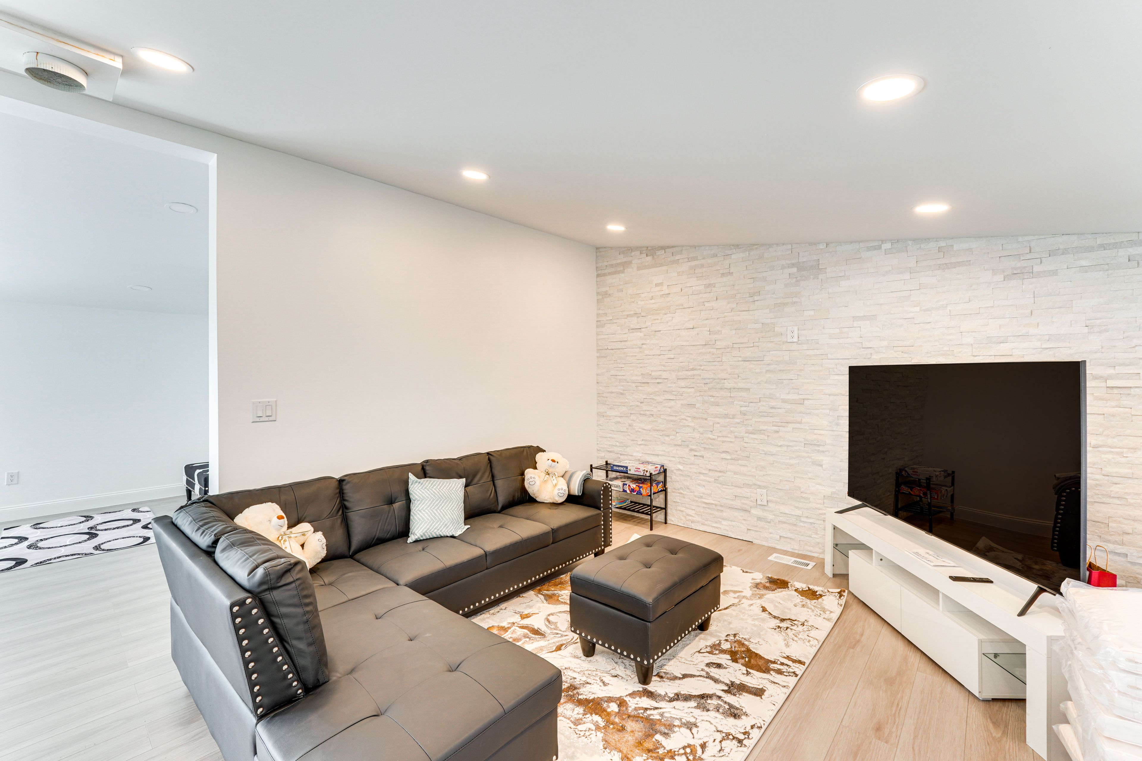 Living Room | 3 Queen Air Mattresses | Single-Story Property