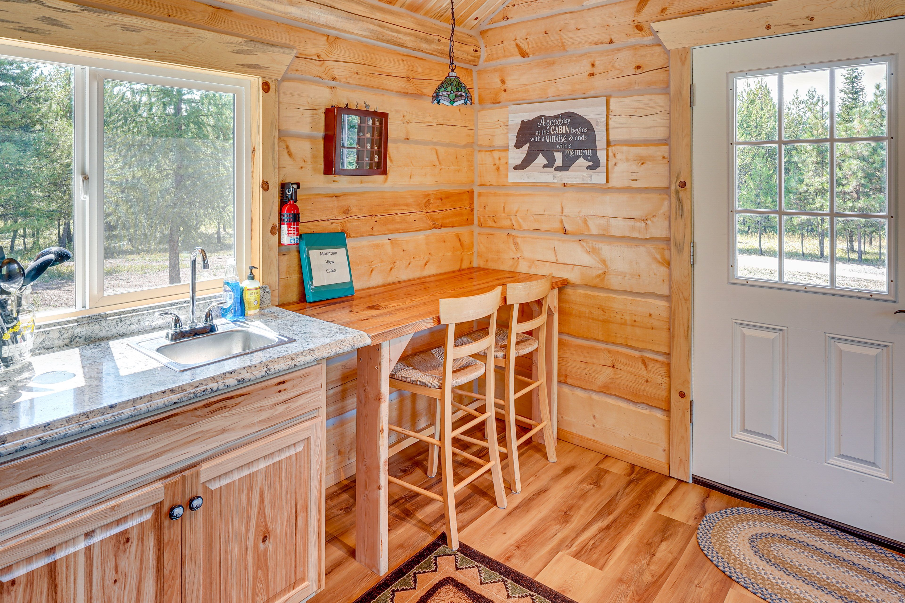 Dining Area | Dishware & Flatware Provided