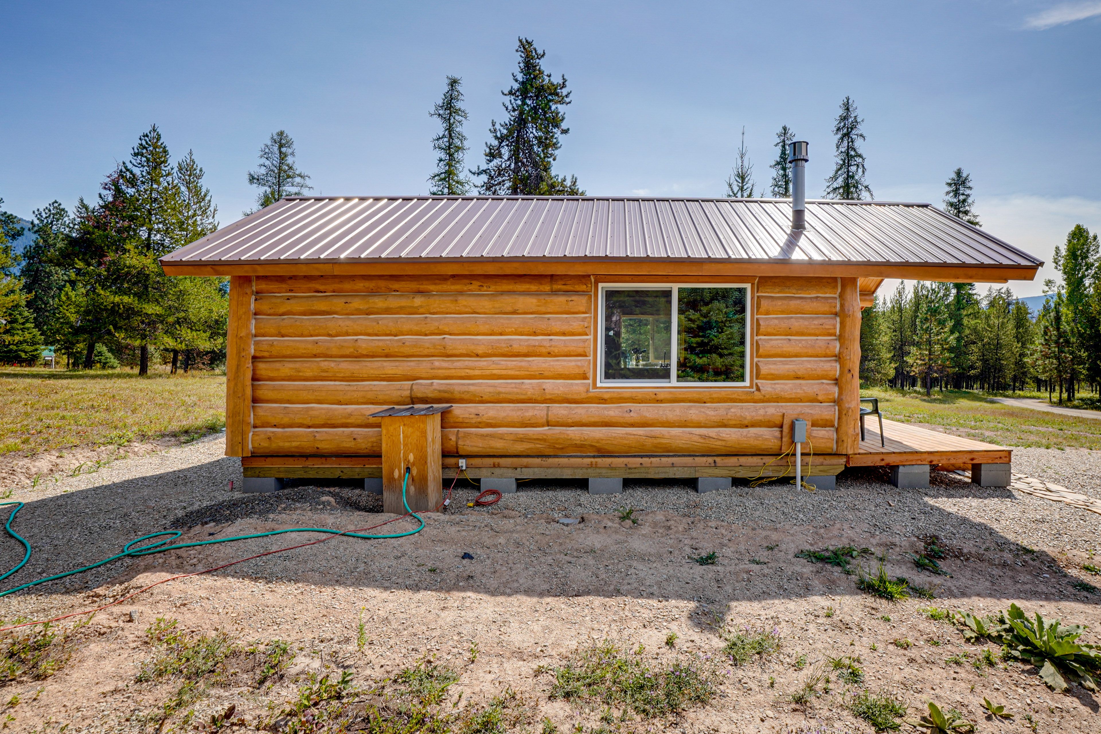 Exterior | Driveway (3 Vehicles) | RV/Trailer Parking
