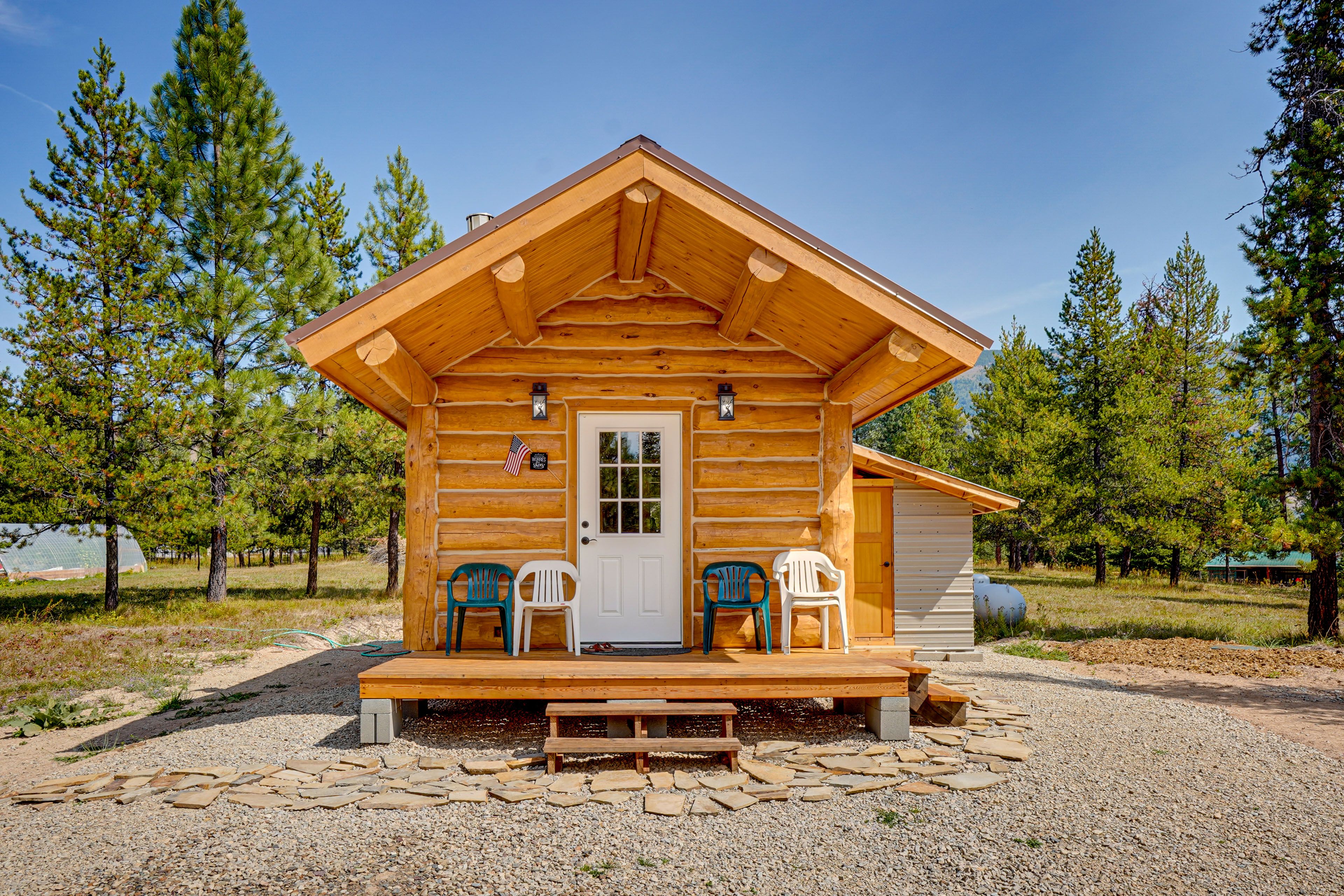 Trout Creek Vacation Rental | Studio | 1BA | 400 Sq Ft | Steps Required
