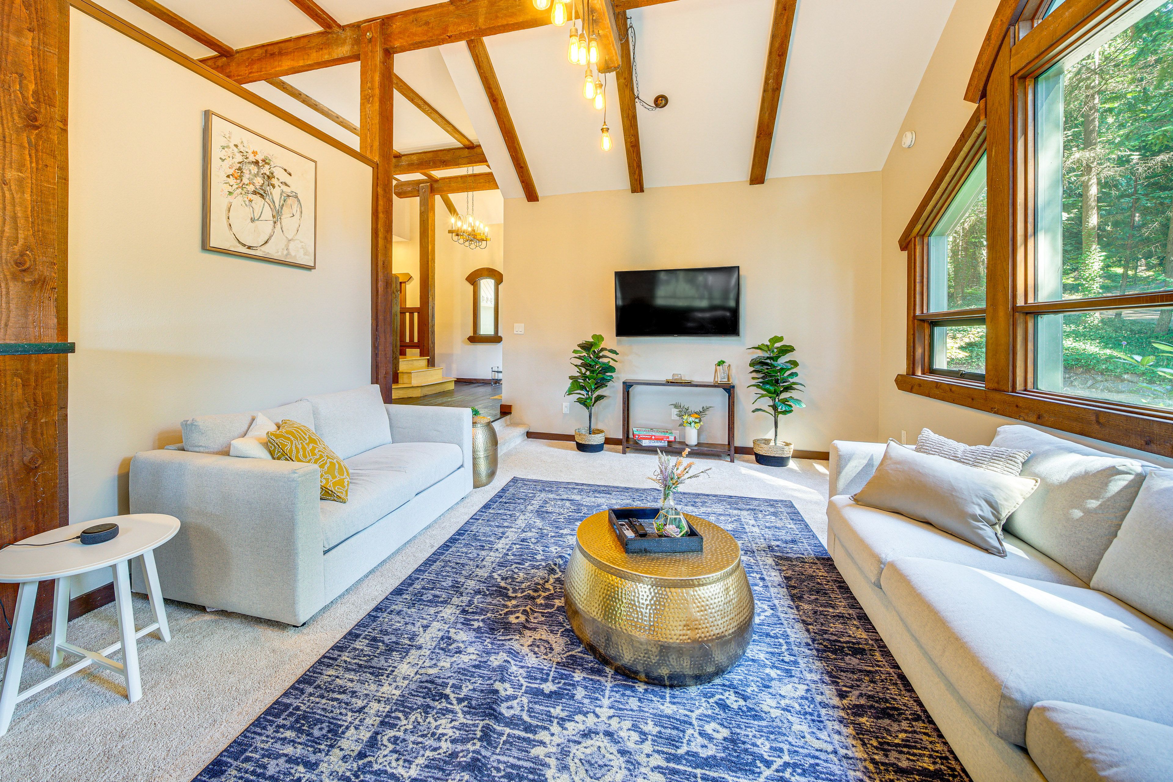Living Room | Main Level | Smart TV | Portable Crib