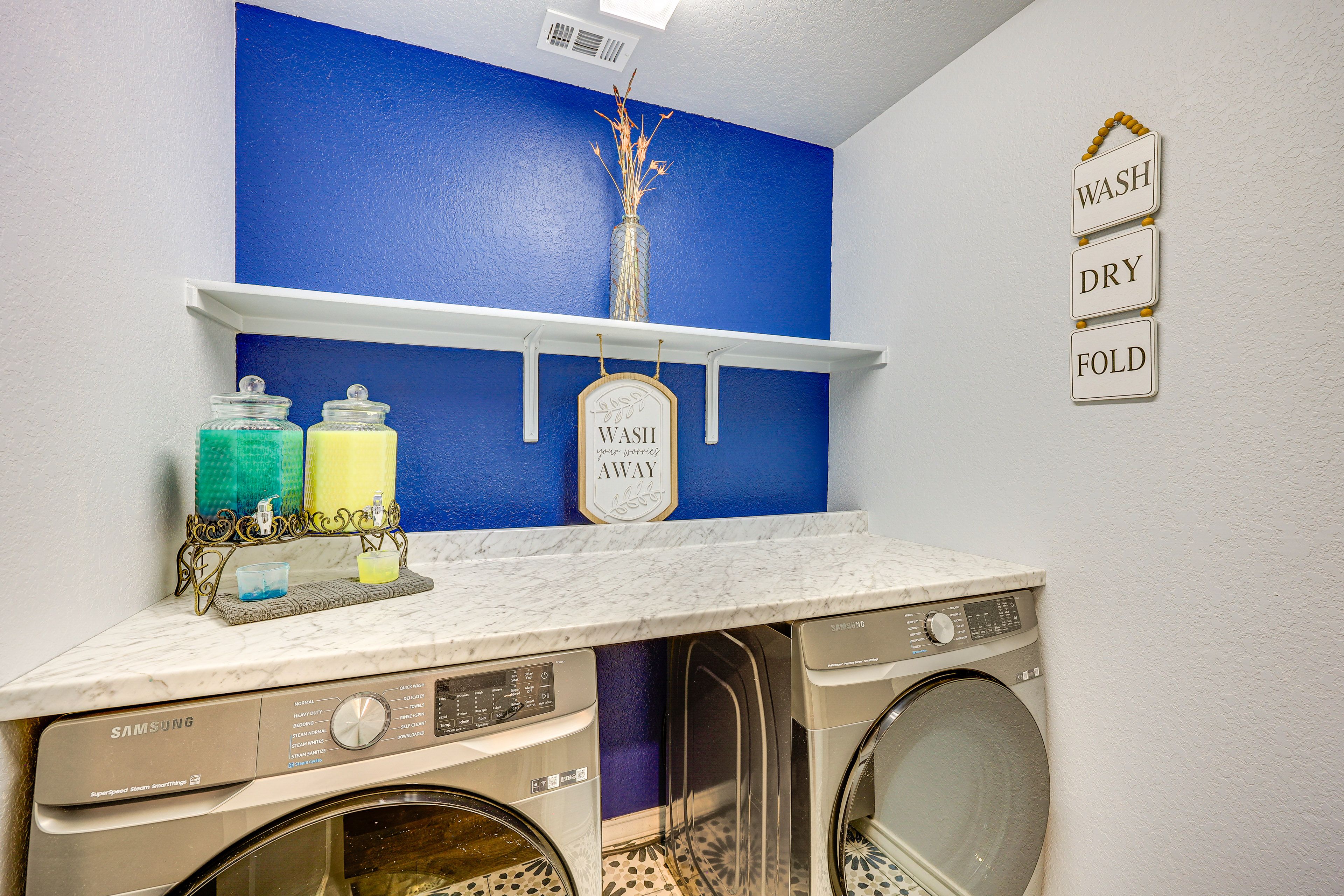 Laundry Area | Washer/Dryer | Hangers | Iron/Board | Trash Bags/Paper Towels