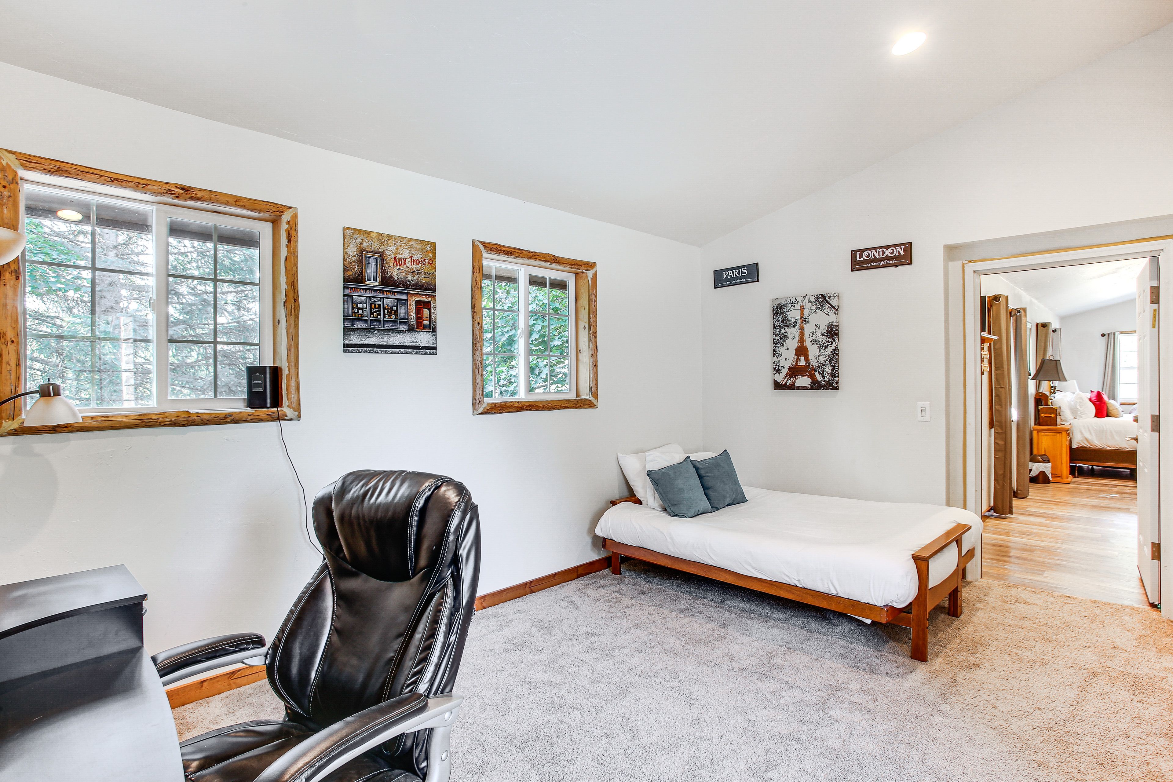 Office | Full Futon | 2nd Floor