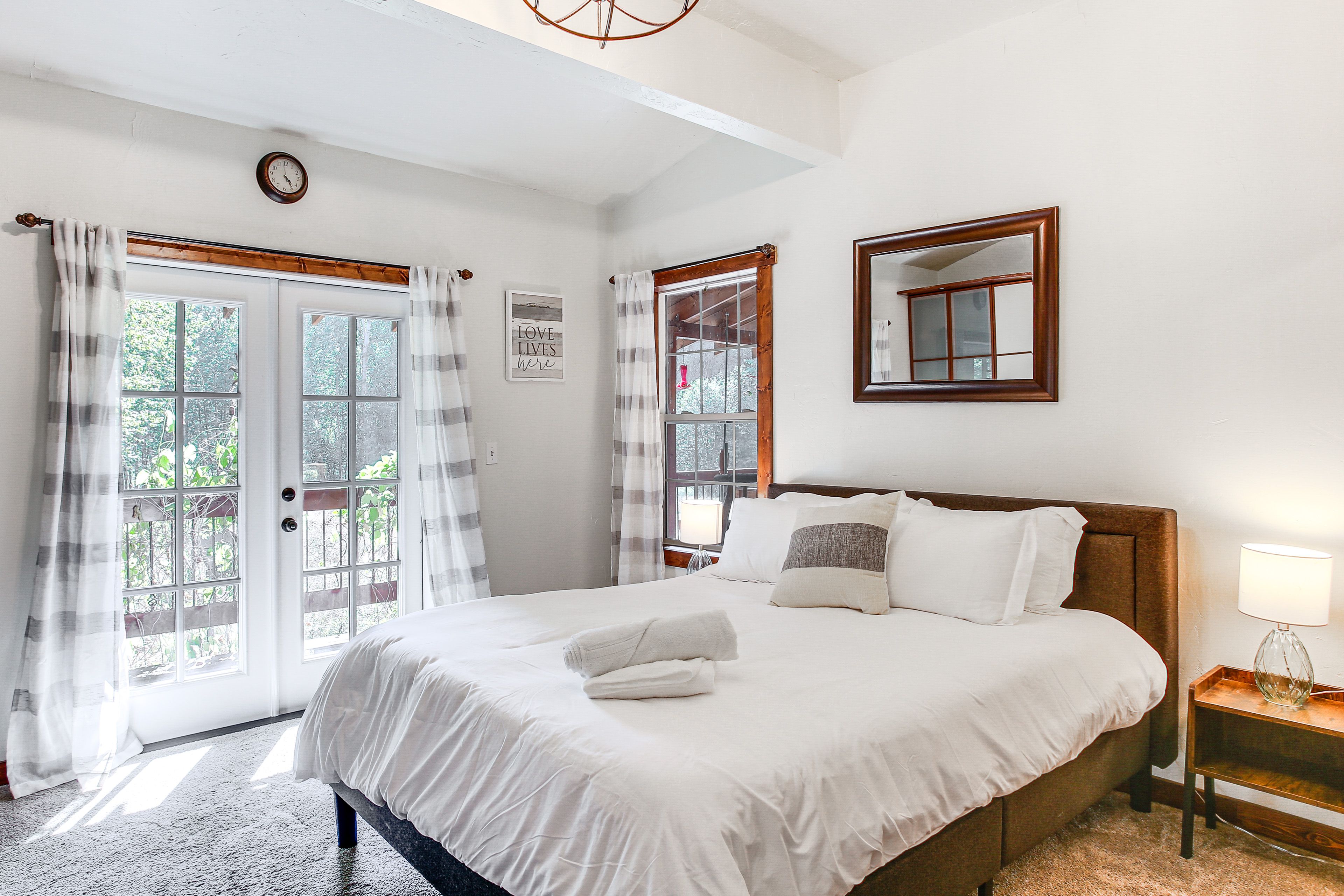 Bedroom 4 | Full Bed | 1st Floor